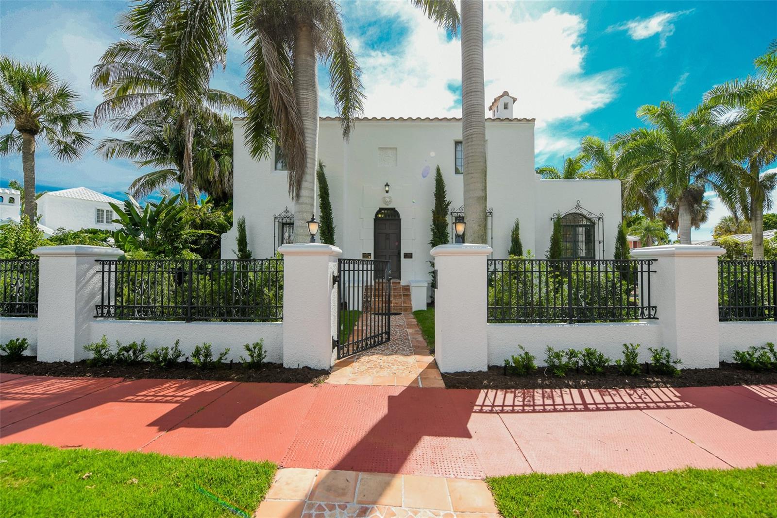 76 WASHINGTON DRIVE