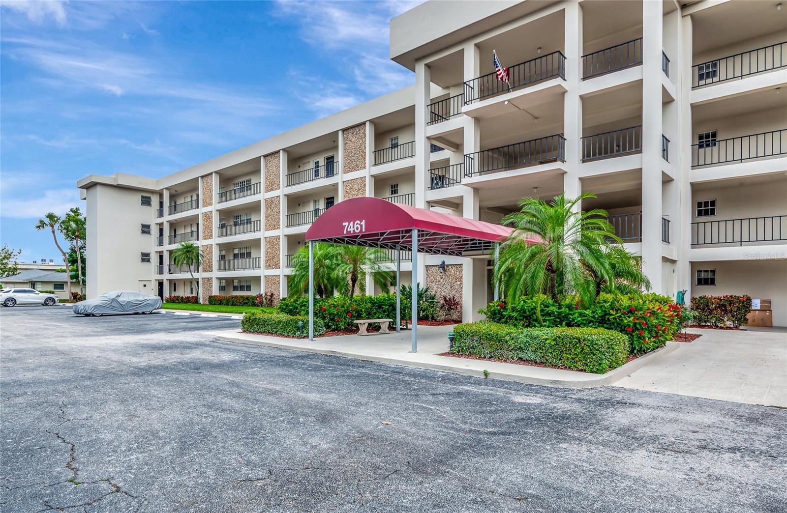 7461 COUNTRY CLUB DRIVE #203