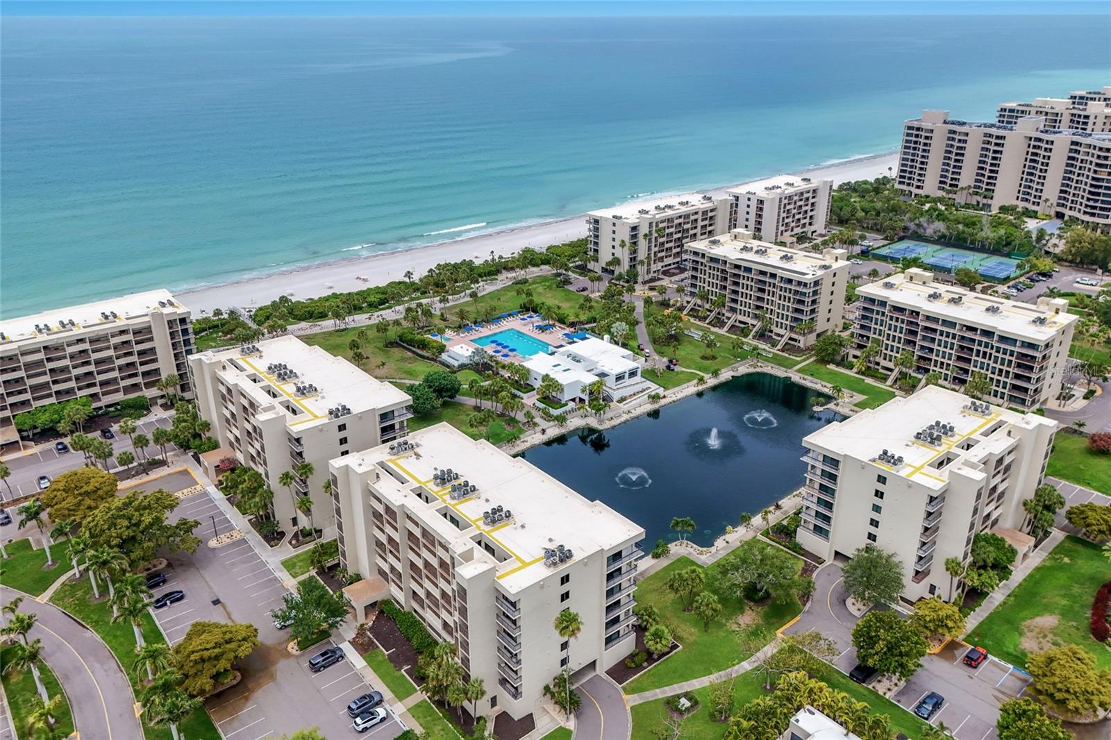 1095 GULF OF MEXICO DRIVE #102