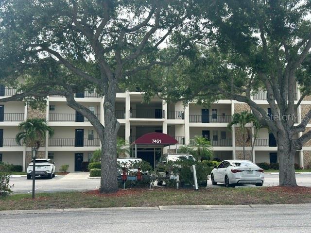7461 COUNTRY CLUB DRIVE #402