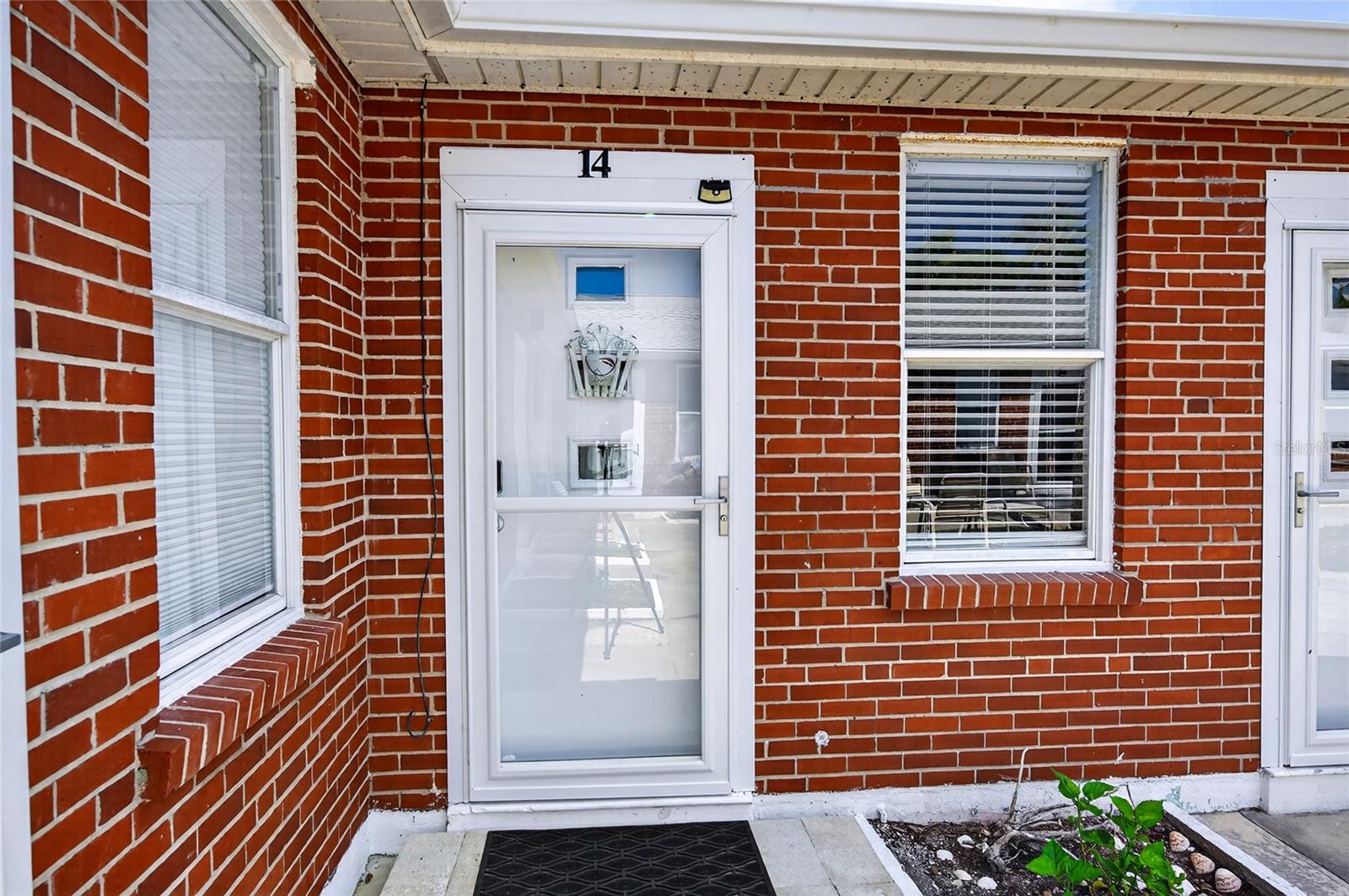908 VILLAS DRIVE #14