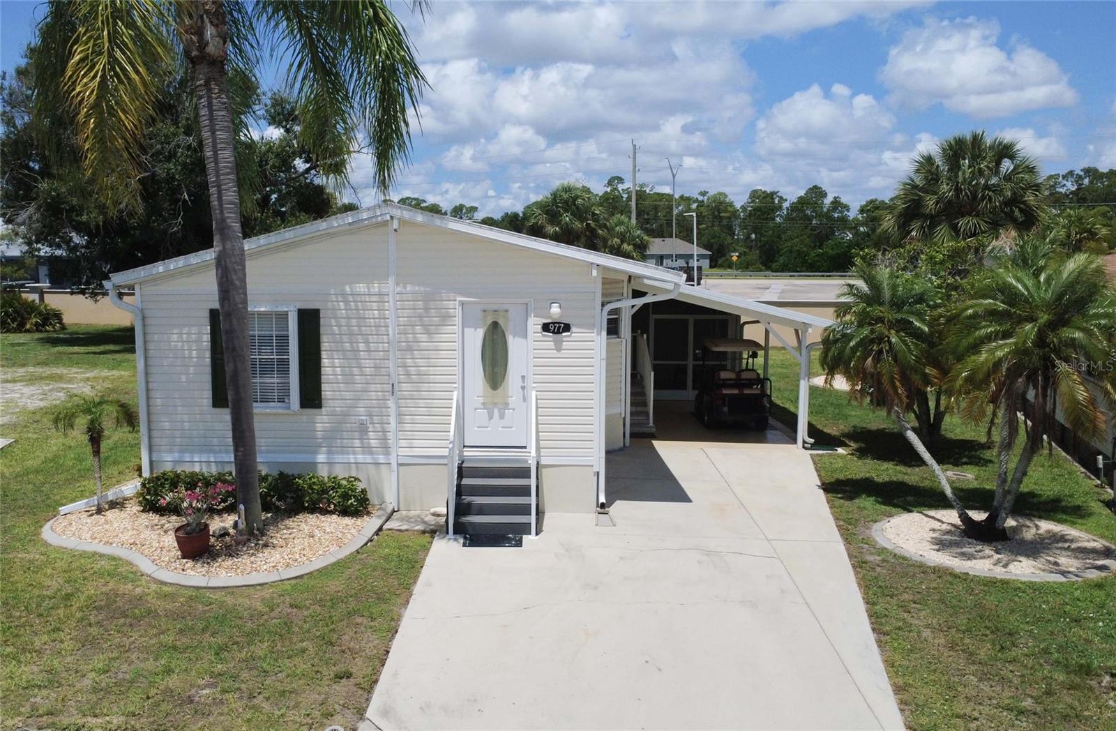 2100 KINGS HIGHWAY #977