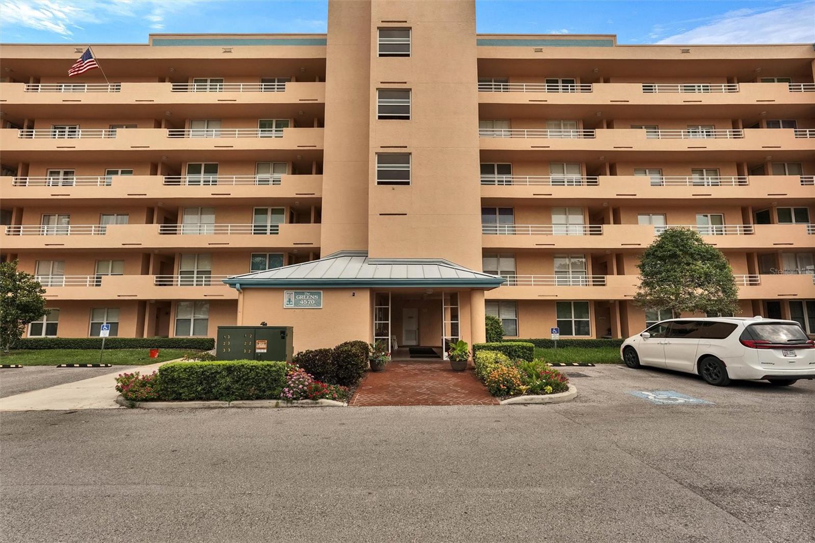 4570 PINEBROOK CIRCLE CIRCLE #404