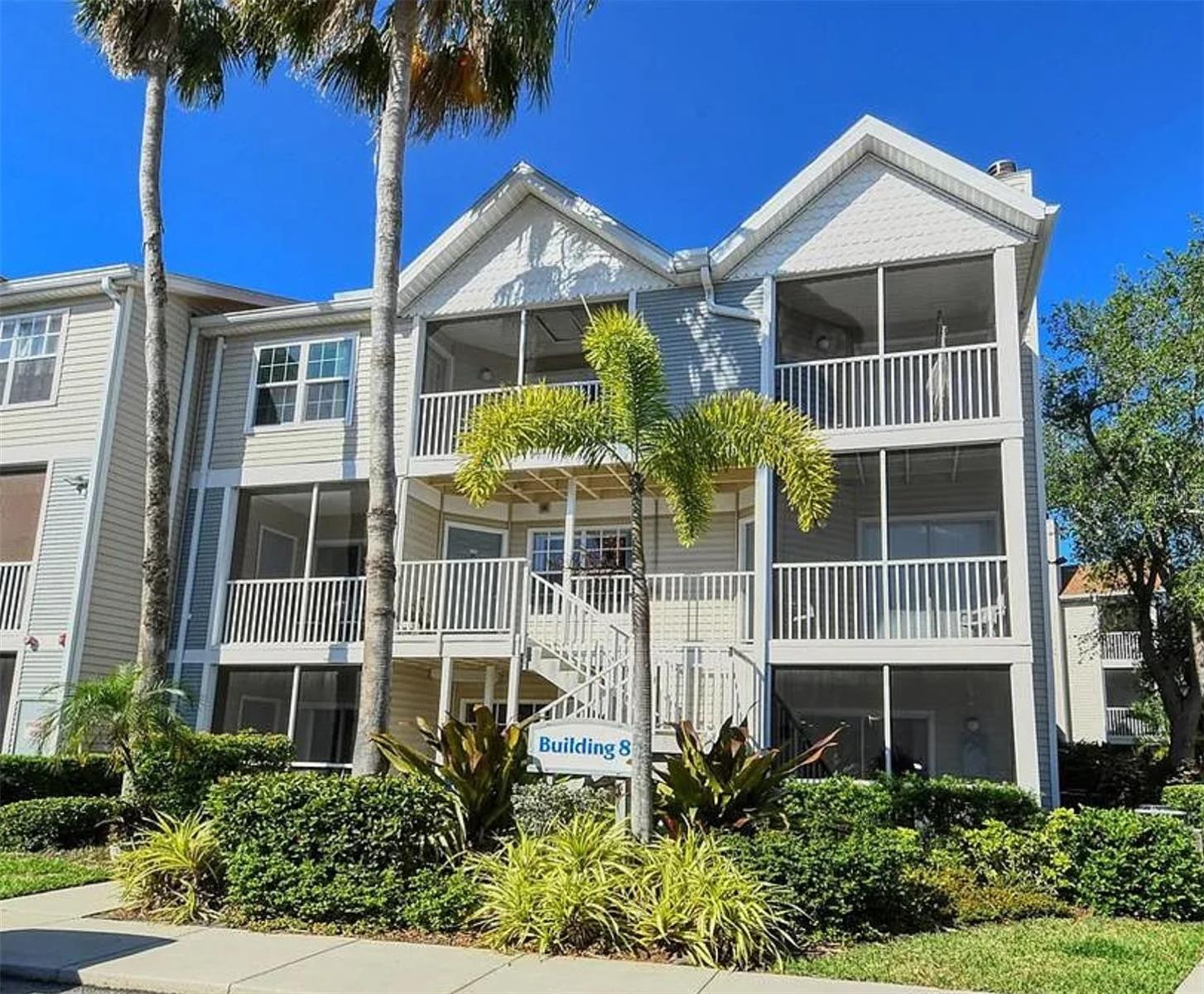 850 TAMIAMI TRAIL #801