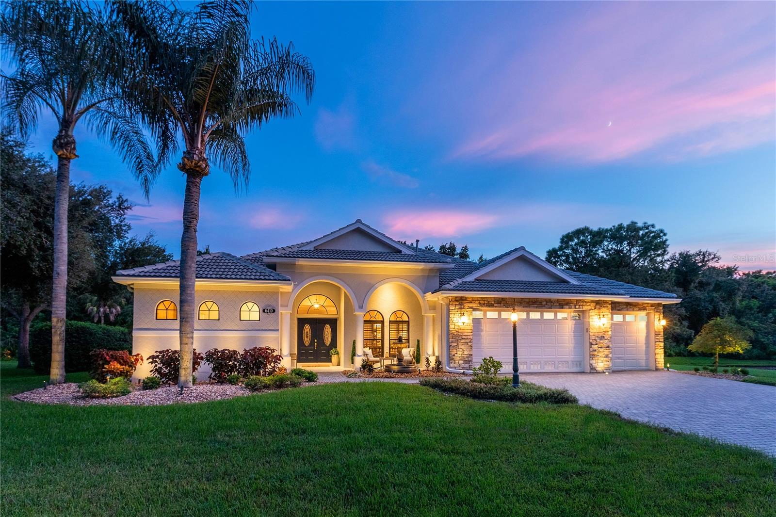 6410 BUTLERS CREST DRIVE