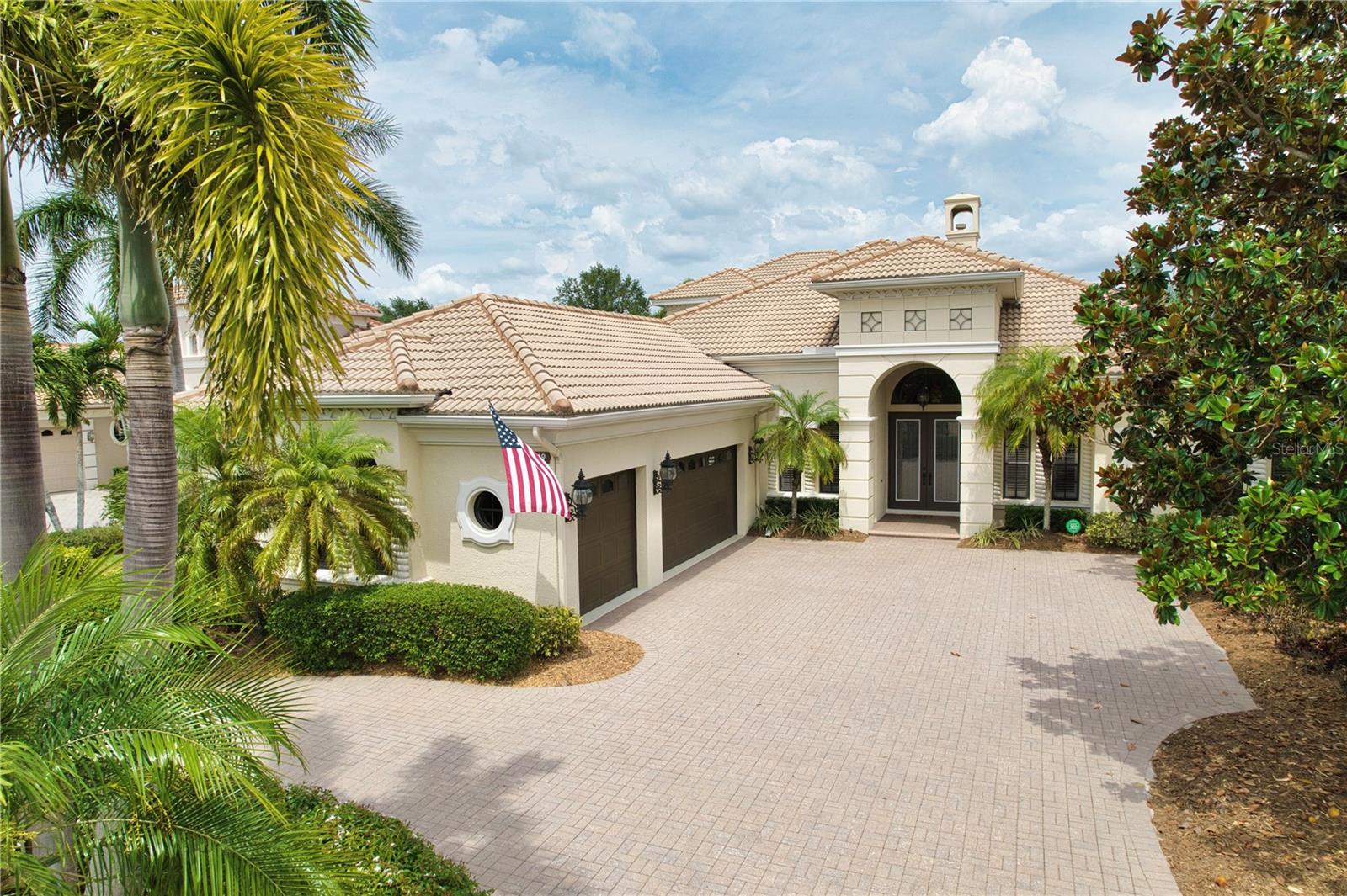 6919 DOMINION LANE