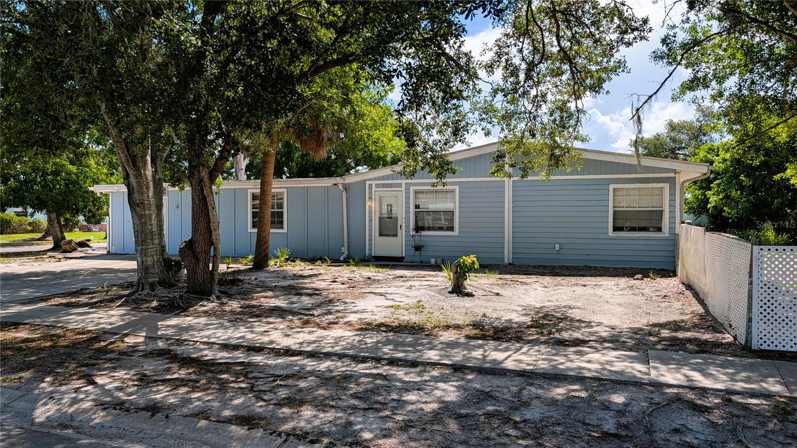 5350 CASTLEMAN DRIVE