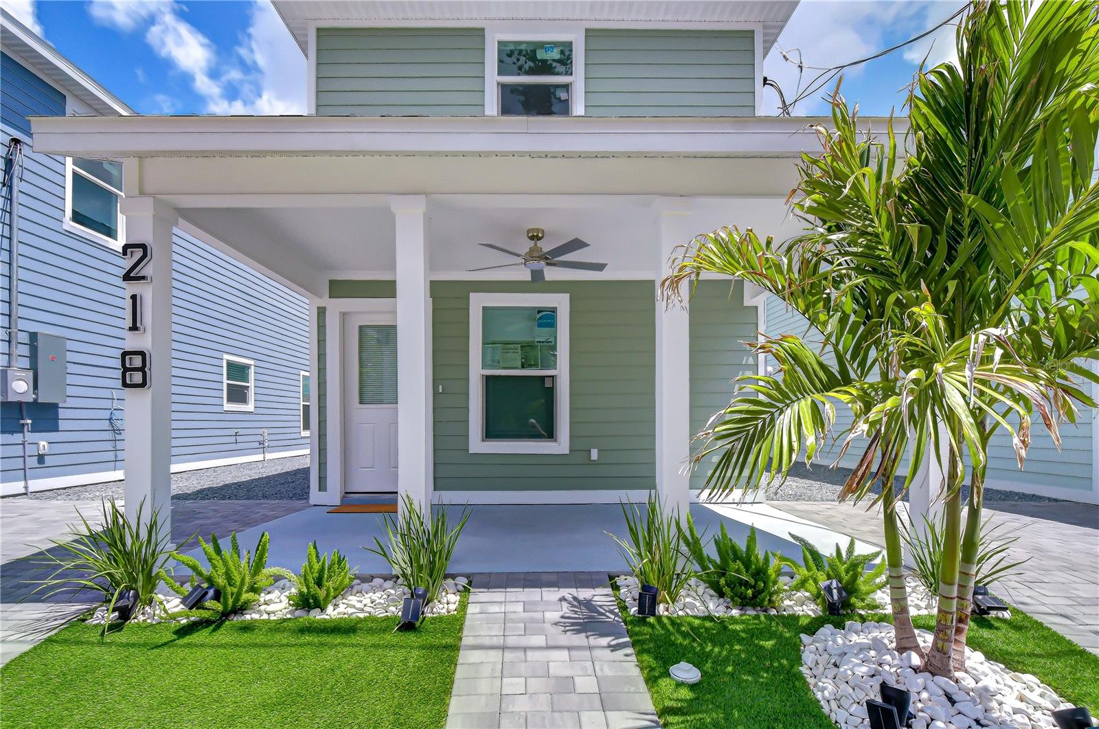 218 8TH AVENUE DRIVE