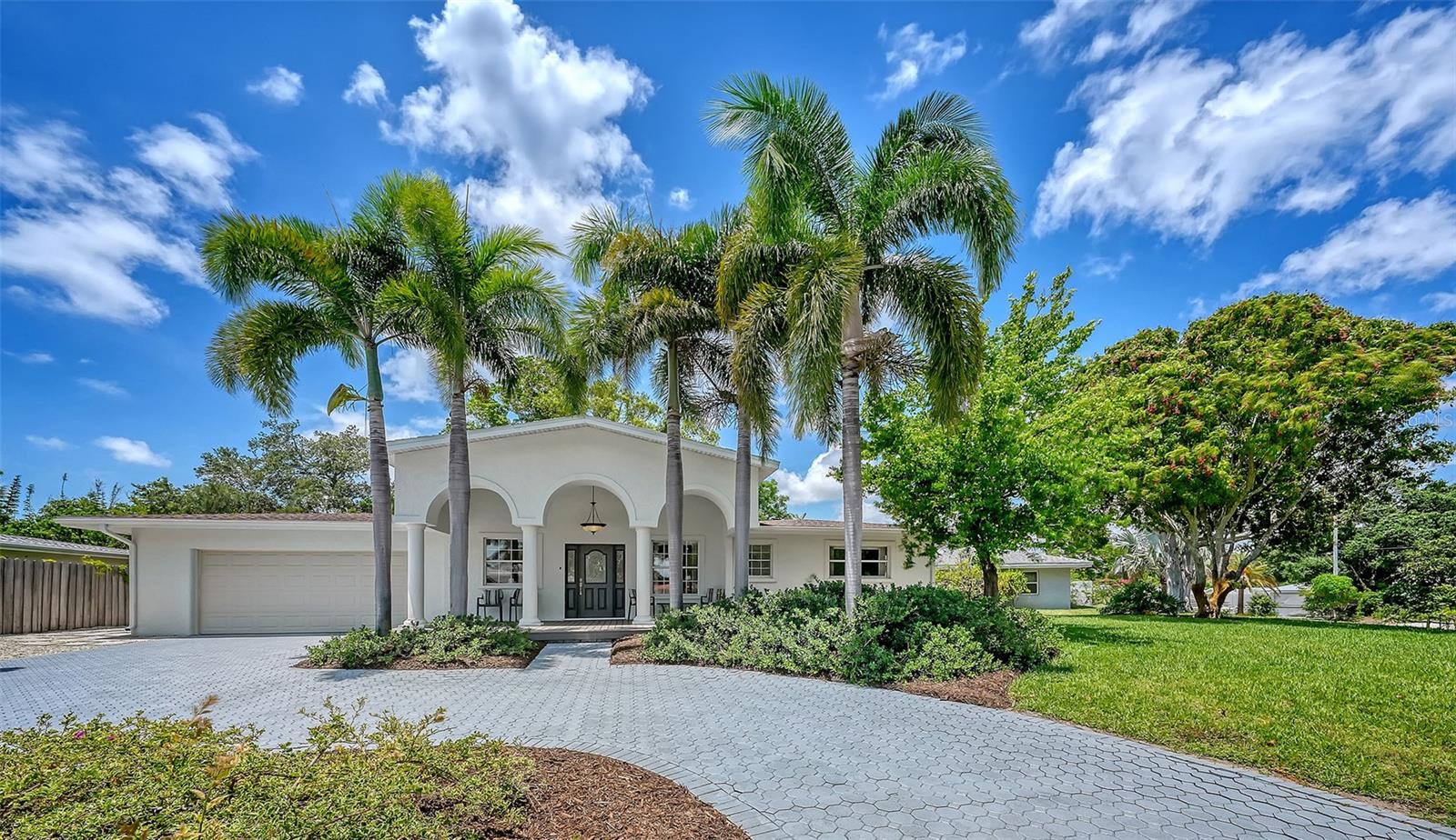 2465 FOSTER LANE