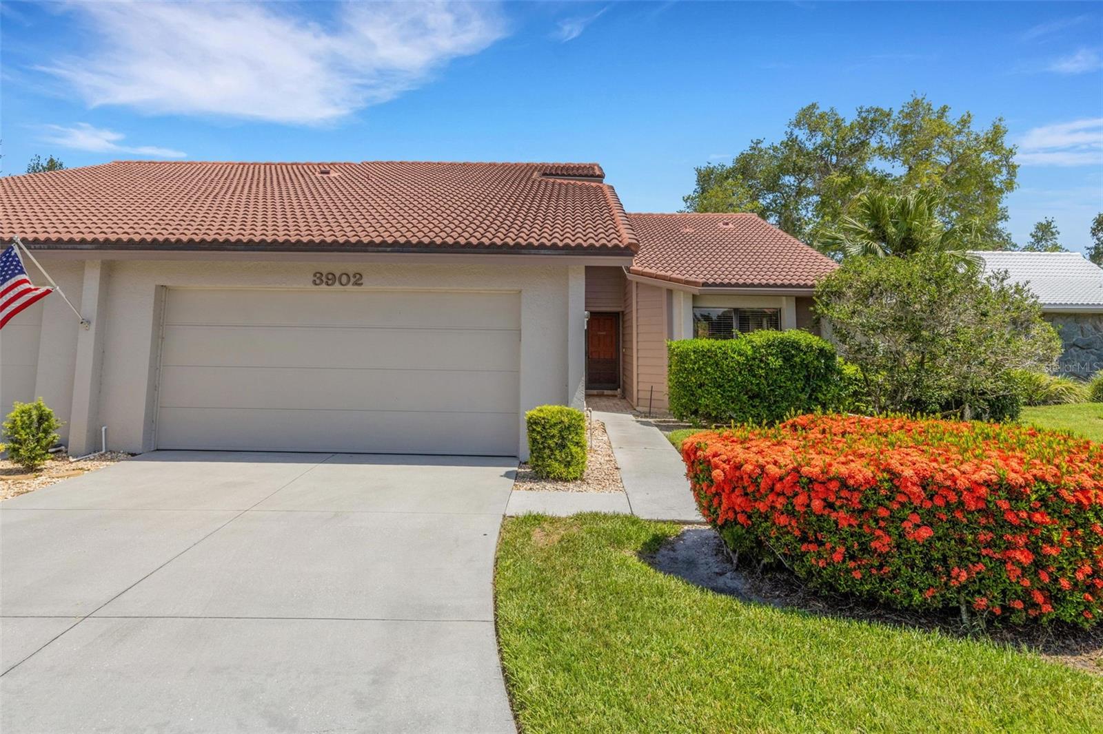 3902 WILSHIRE DRIVE #98