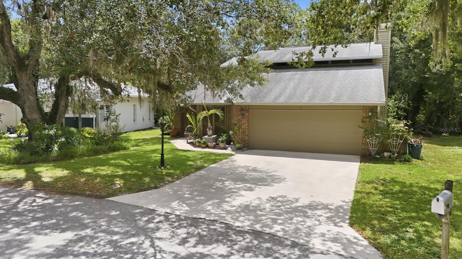 1063 GREYSTONE LANE
