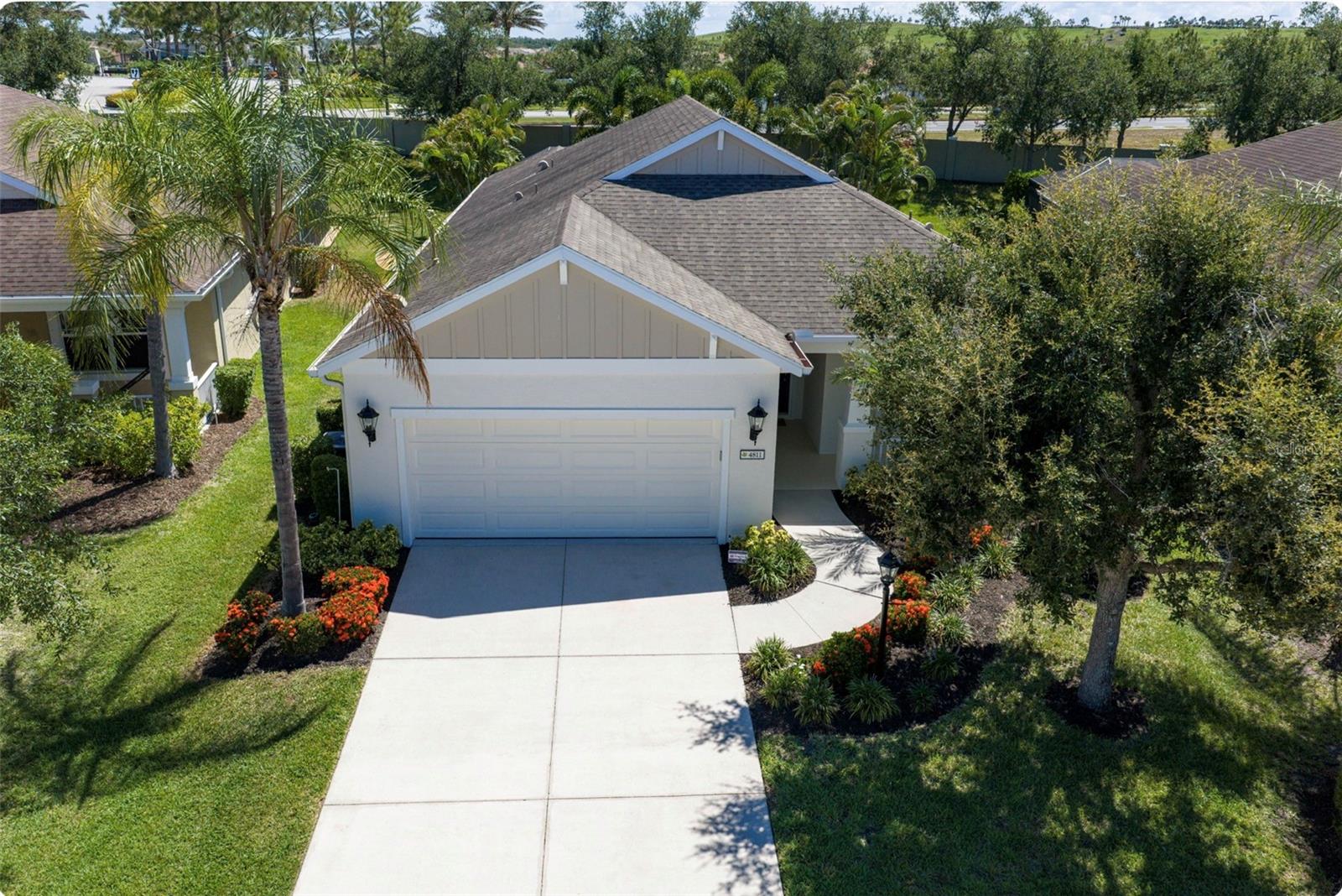 4811 SILVERMOSS DRIVE
