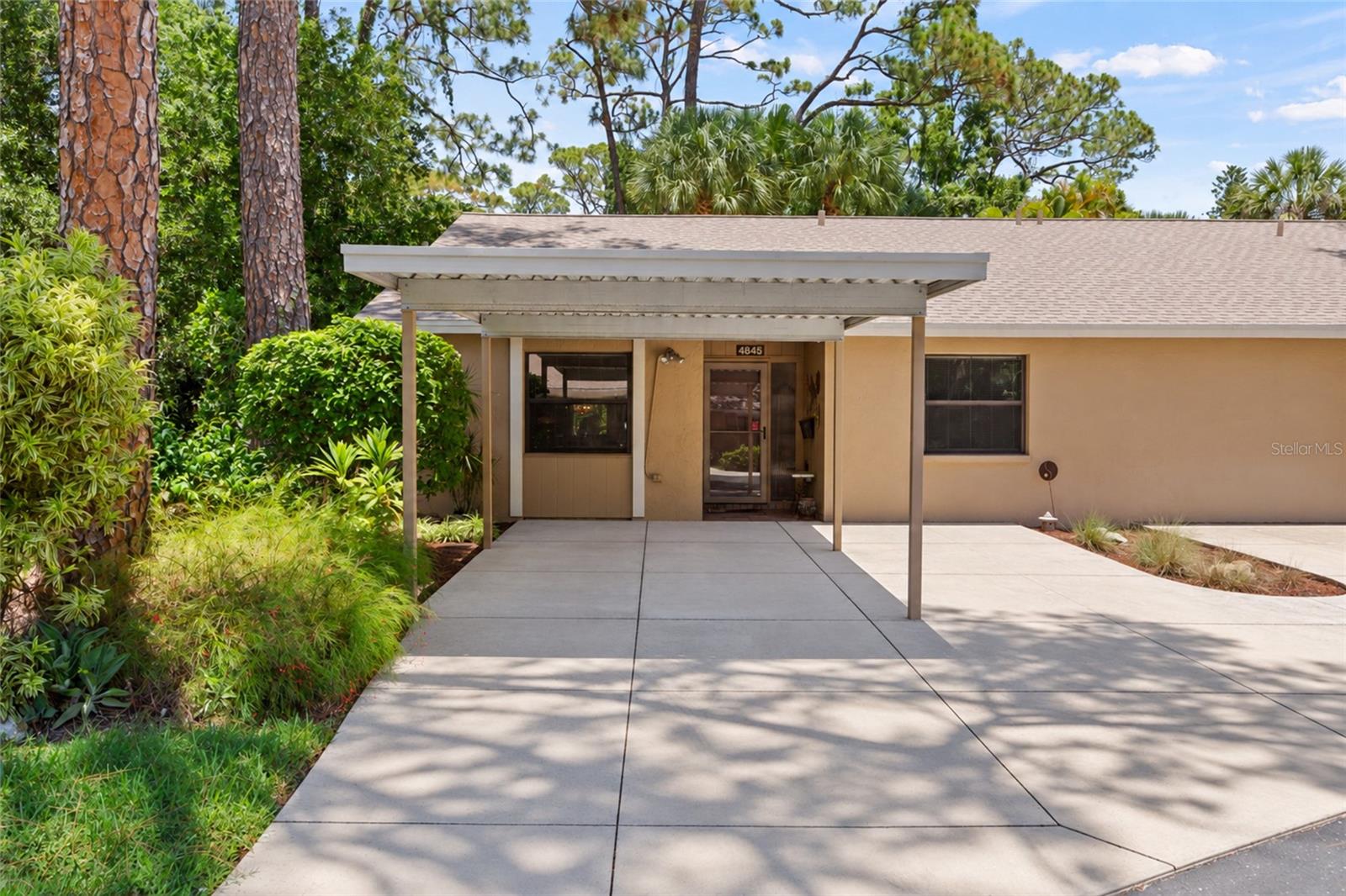 4845 VILLAGE GARDENS DRIVE #177