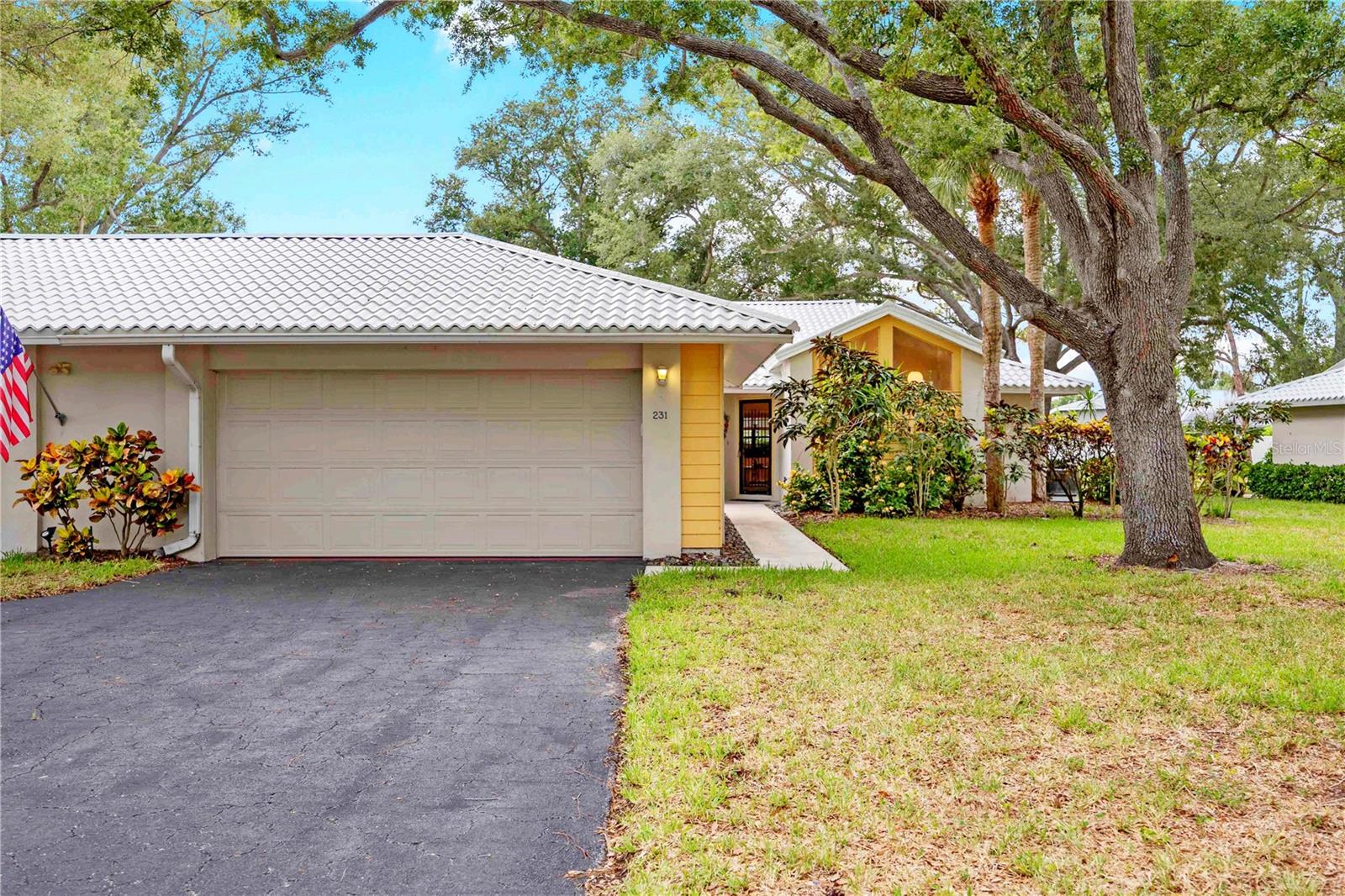231 SOUTHAMPTON LANE #277