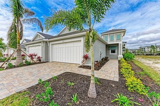 149 OKEEFFE CIRCLE
