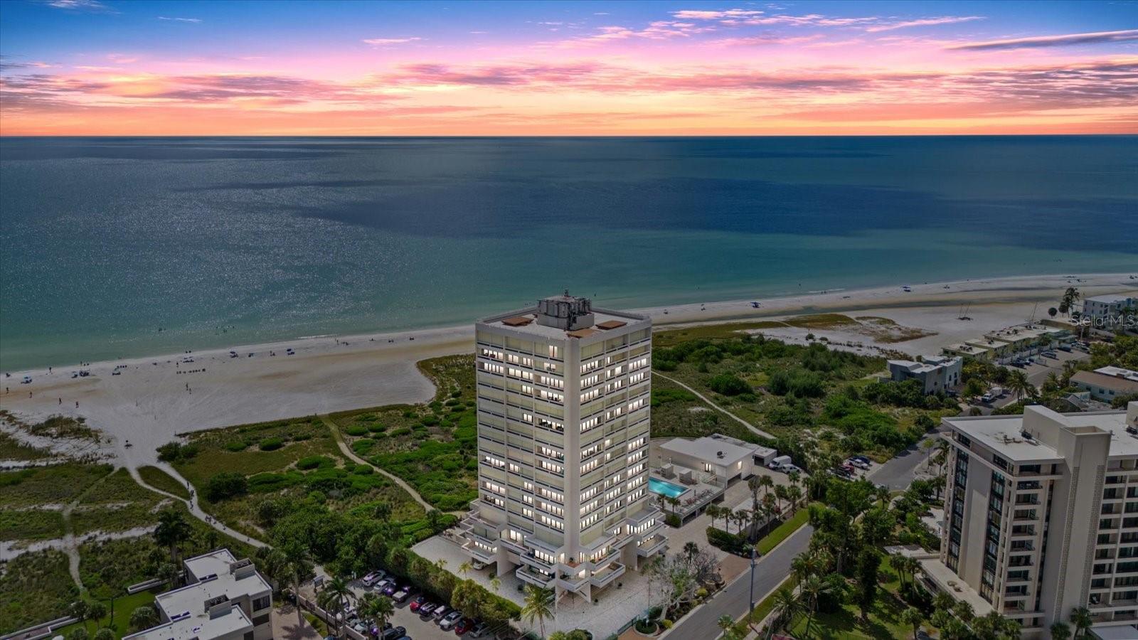 5400 OCEAN BOULEVARD #17-04