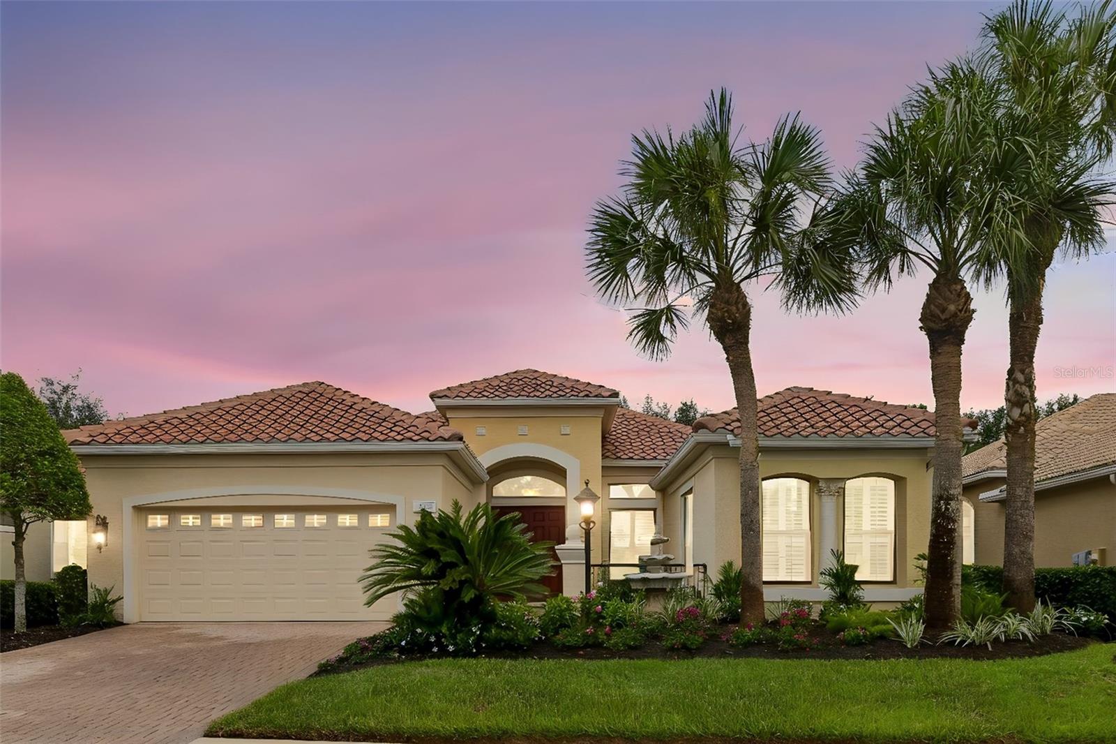 7222 LAKE FOREST GLEN