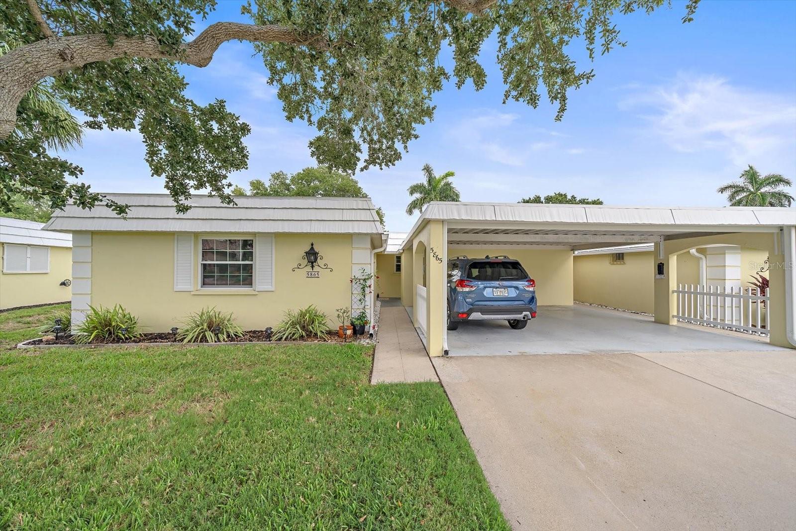 5865 TIDEWOOD AVENUE #8
