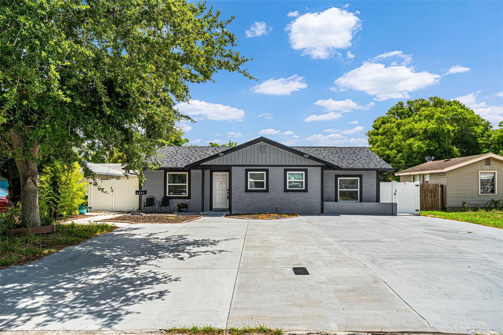 1305 29TH STREET