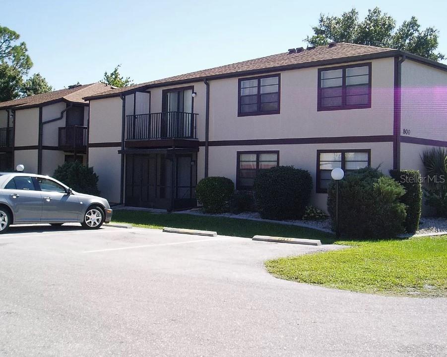 4022 BEAVER LANE #800A