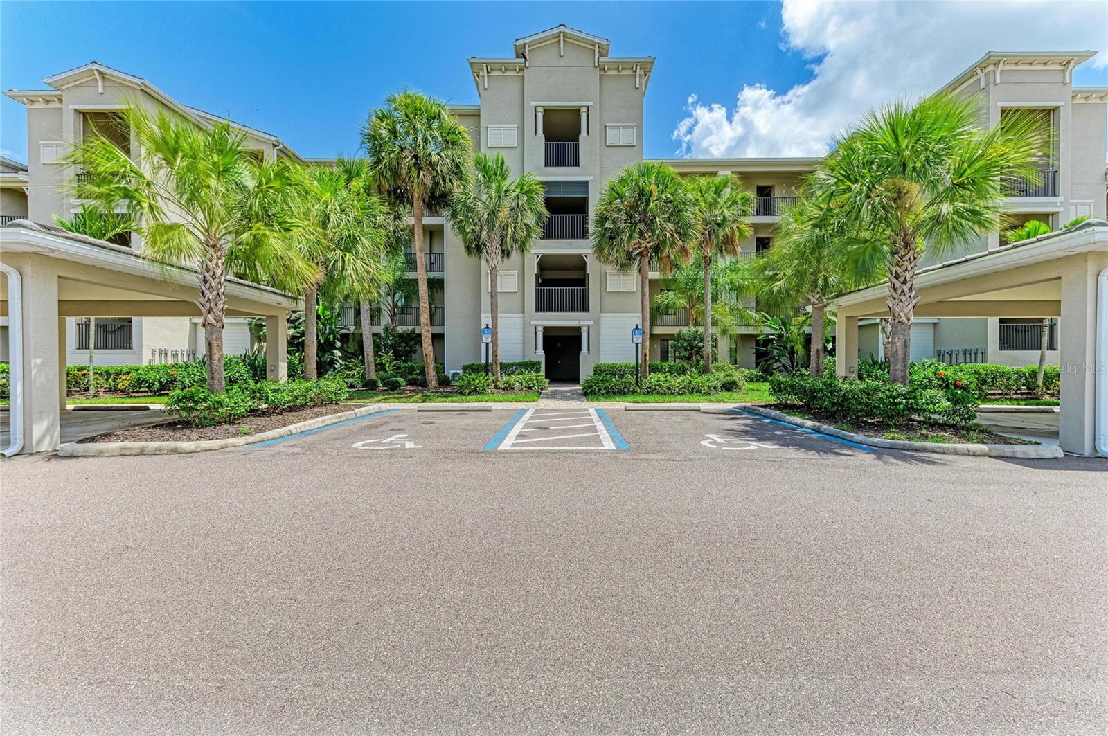 18008 GAWTHROP DRIVE #302