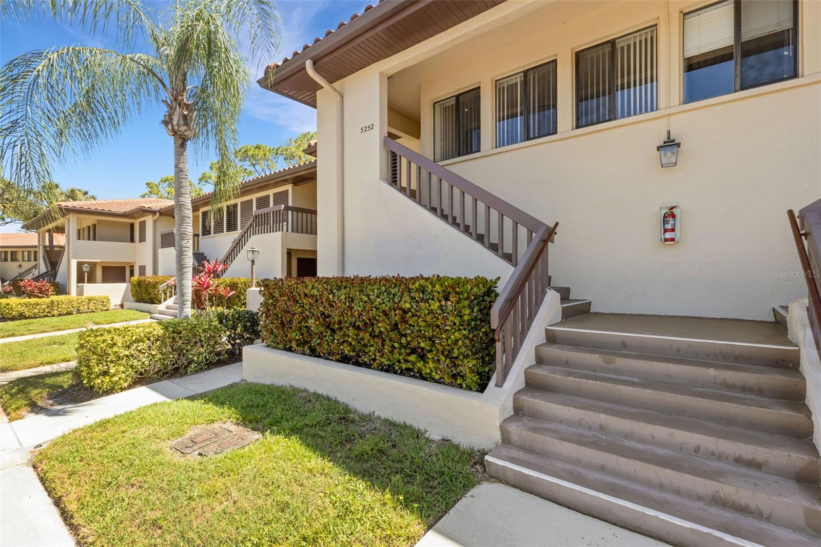 5252 LAKE VILLAGE DRIVE #54