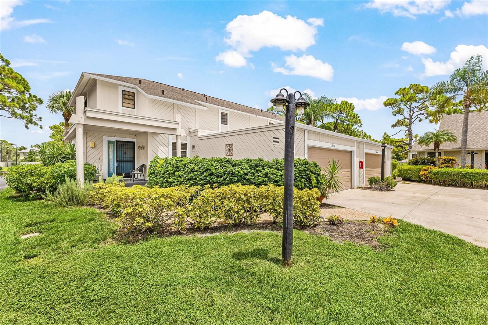 7917 PINEGROVE COURT #1