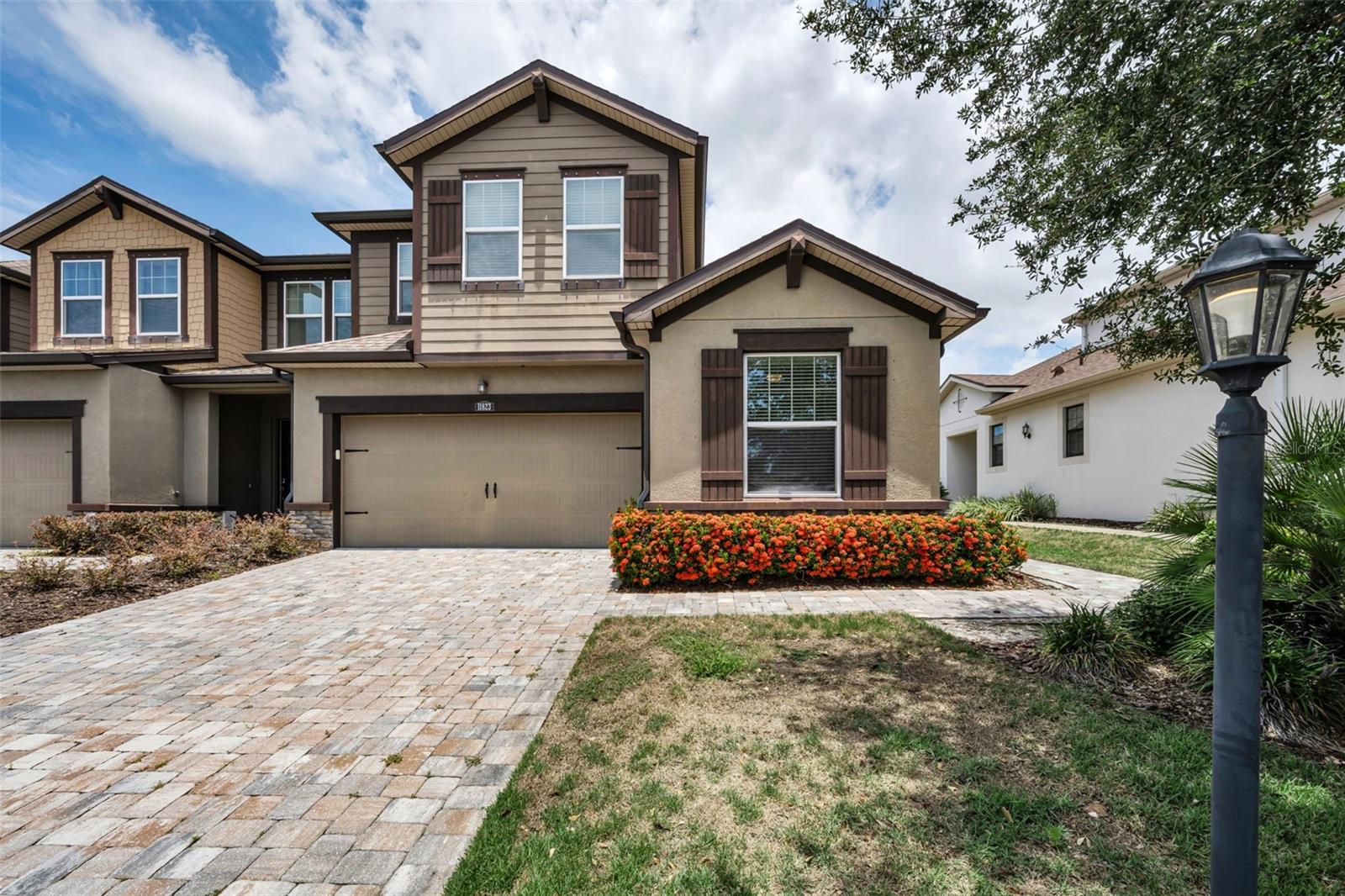 11823 BROOKSIDE DRIVE