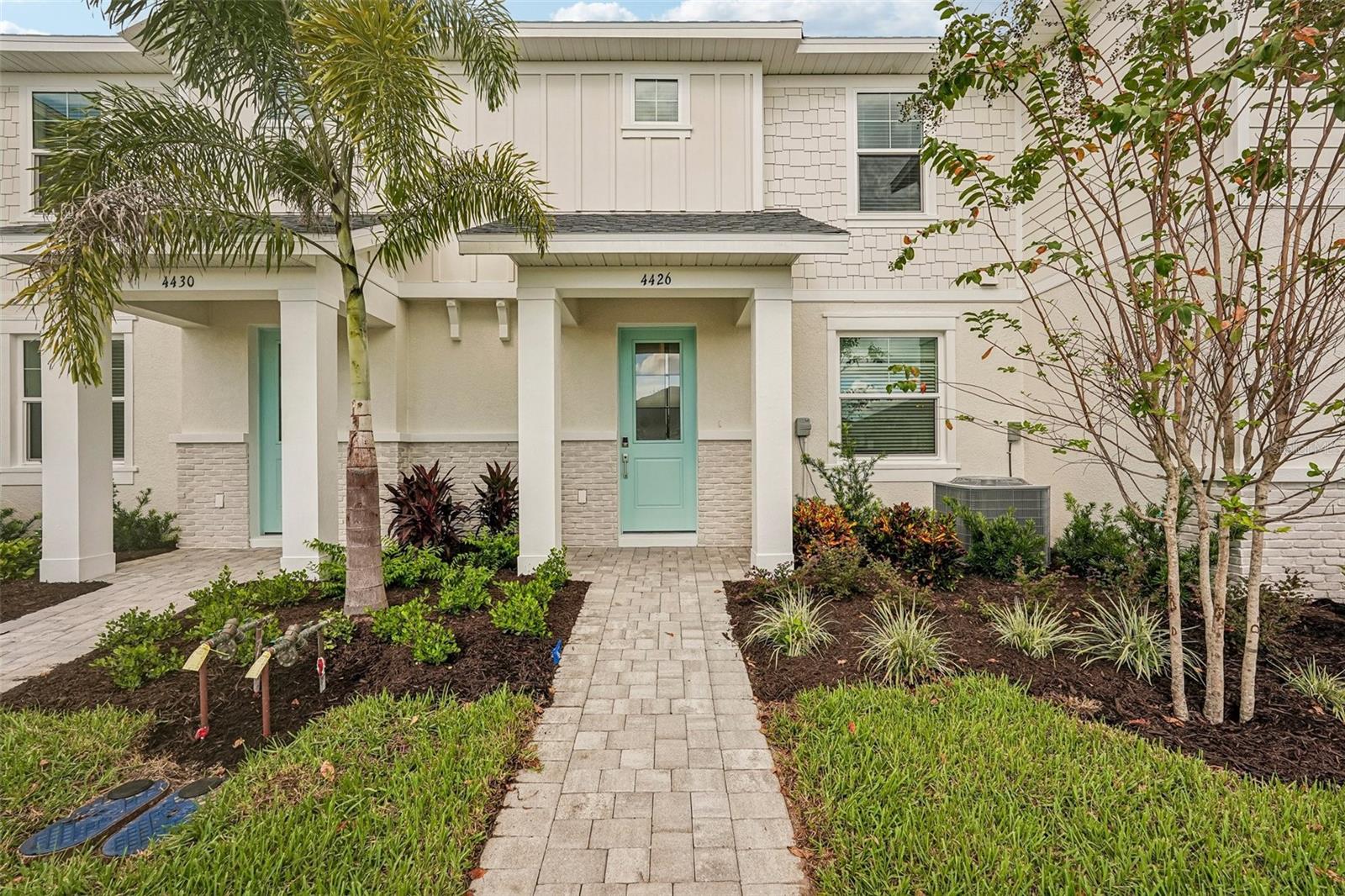 4426 SUNSET GARDEN STREET