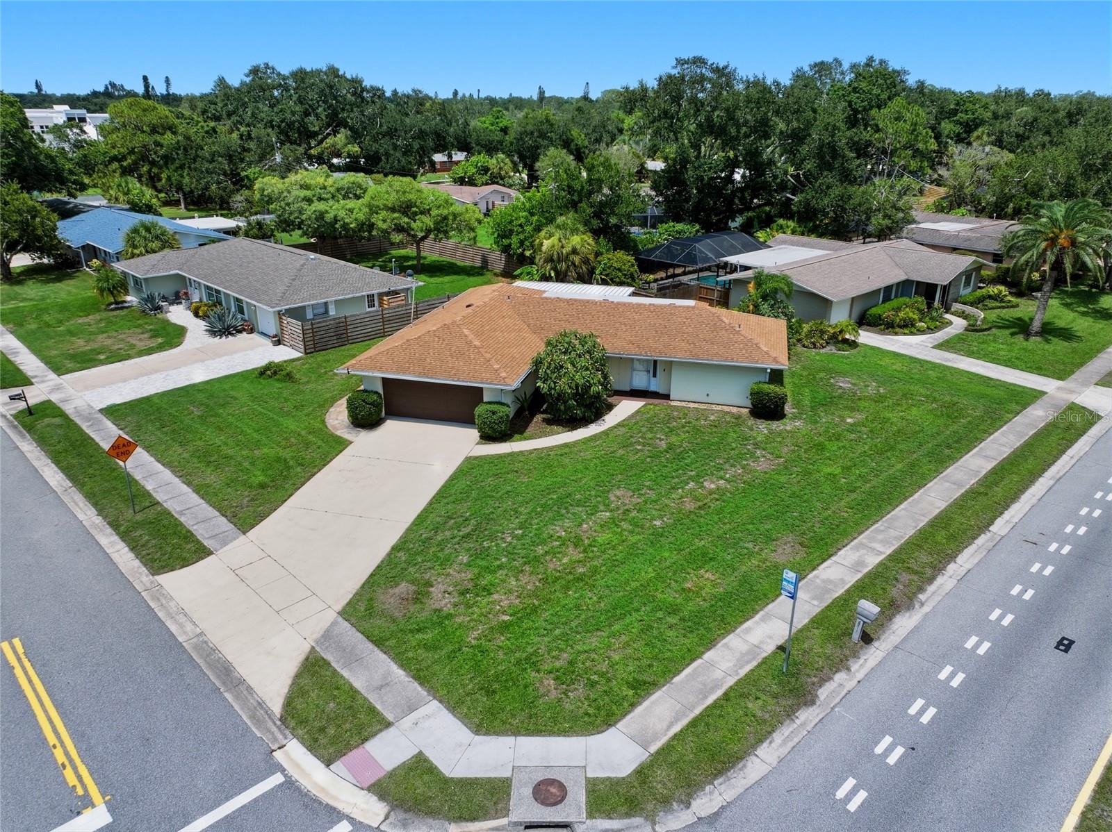 2711 GULF GATE DRIVE