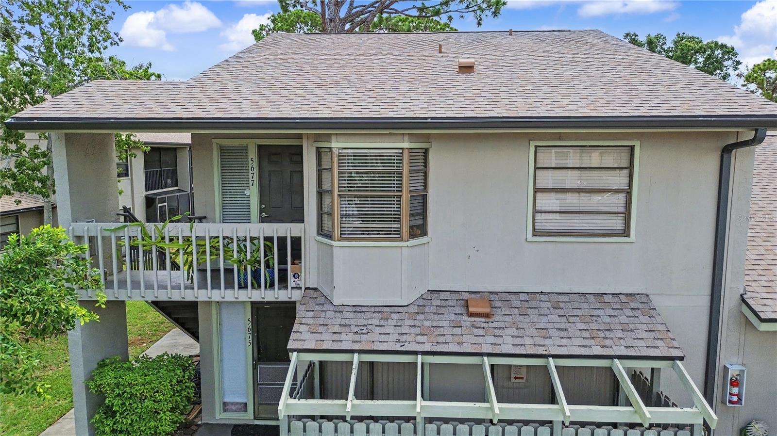 5677 SUMMER SIDE LANE #31B