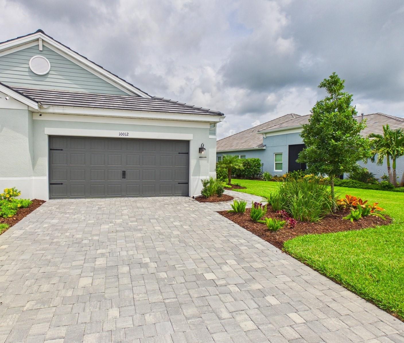 10012 LAKE WALES CIRCLE