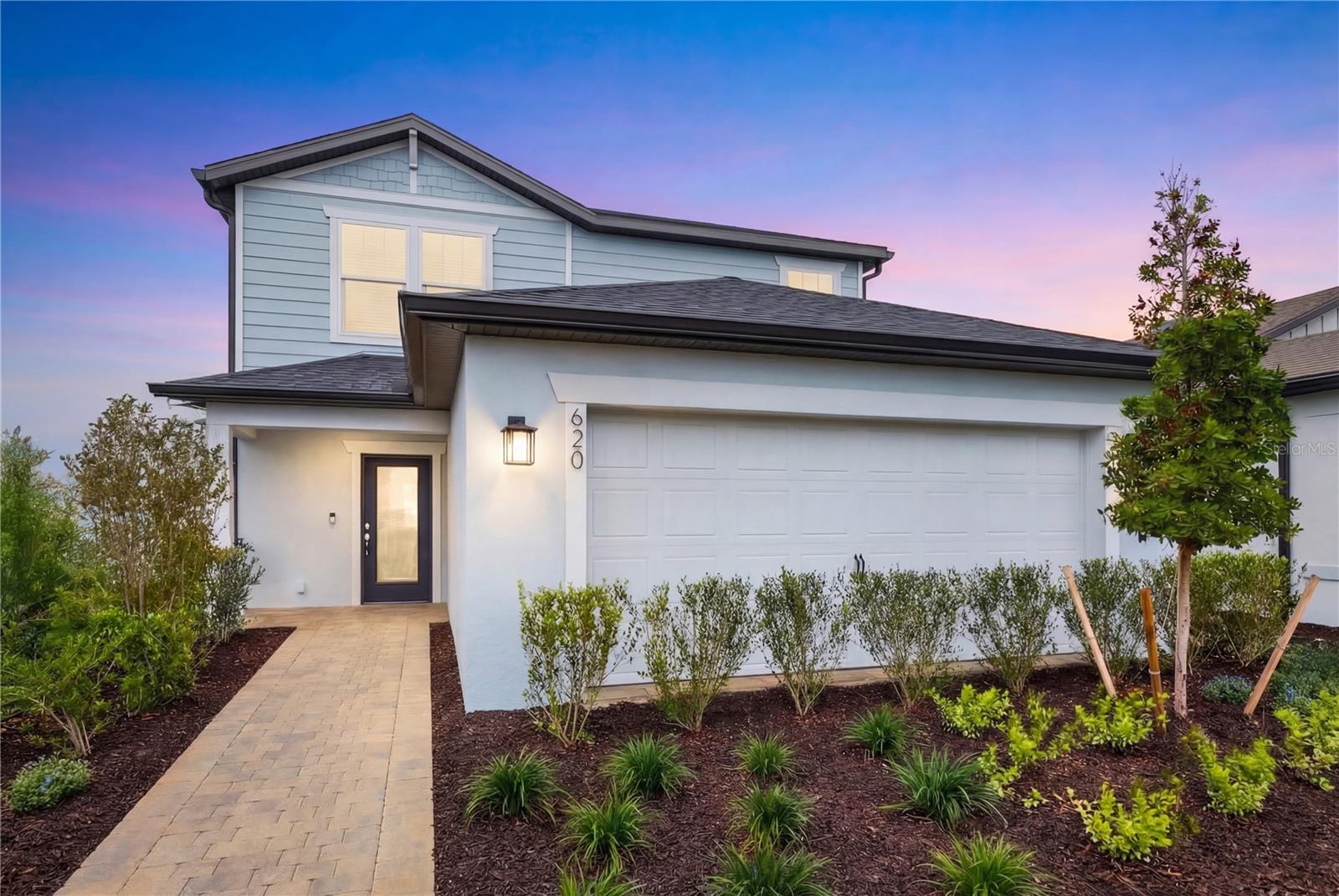 805 BALLEBY TRAIL