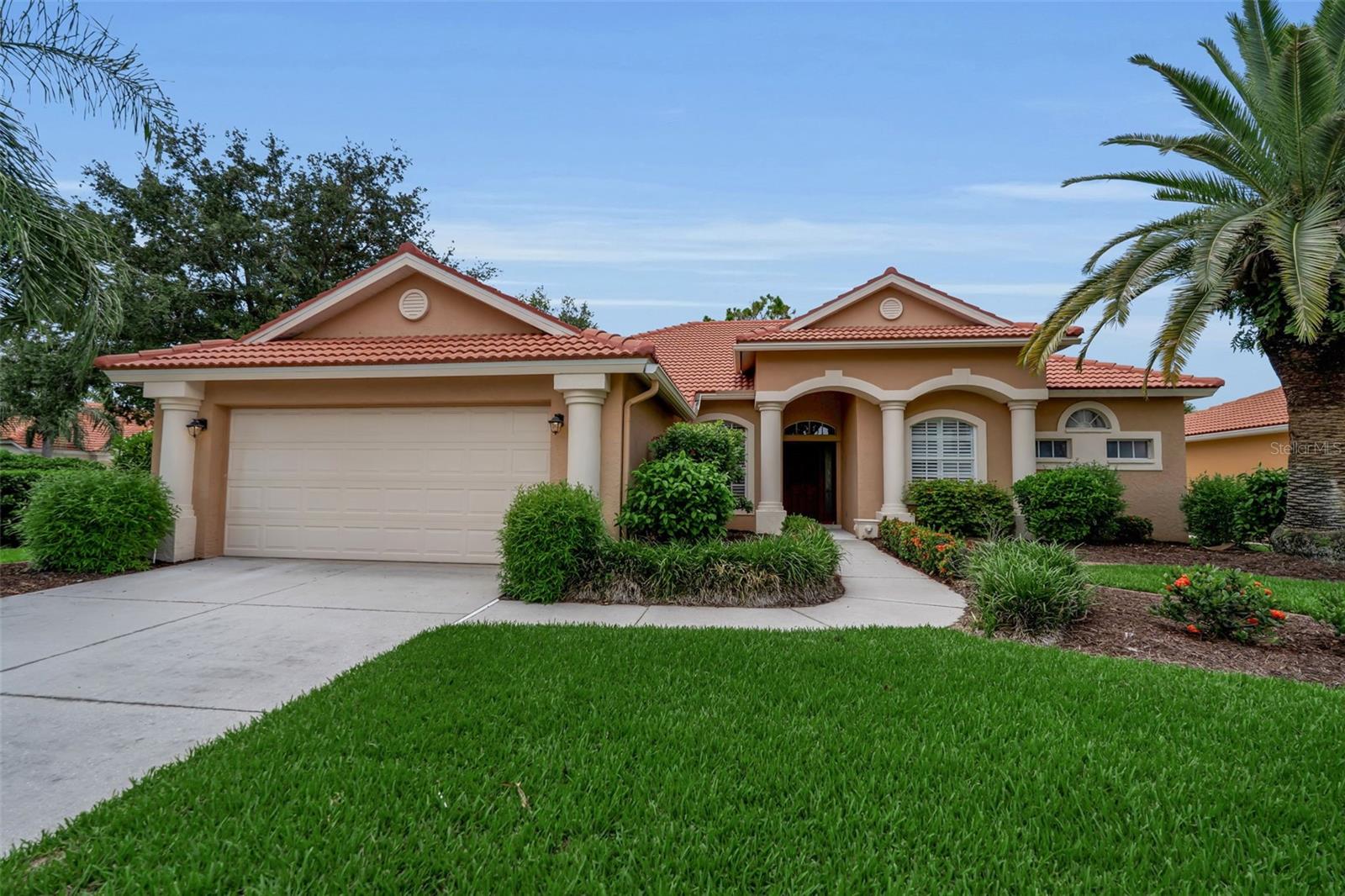 1036 OAK MEADOW LANE