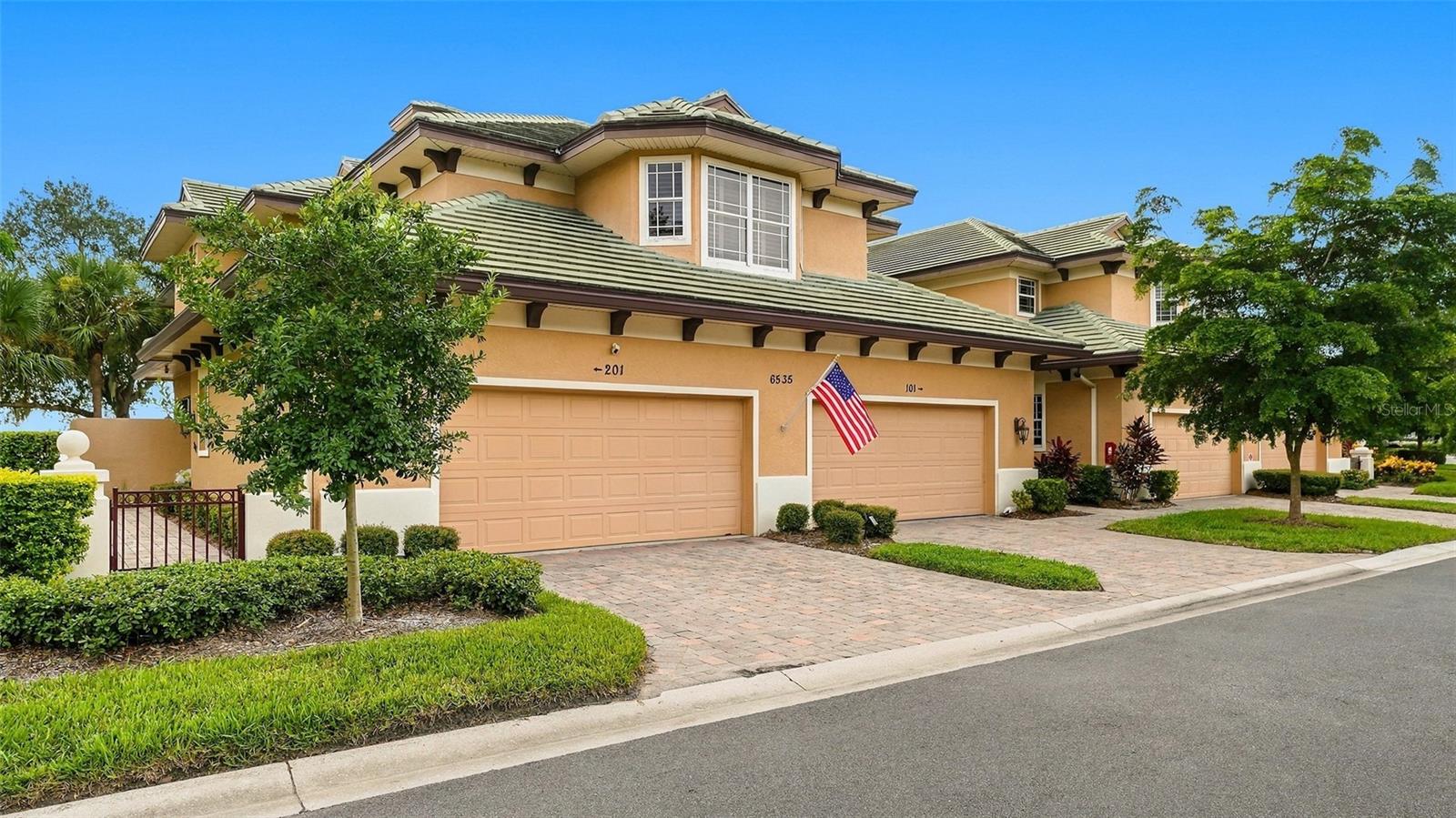 6535 MOORINGS POINT CIRCLE #101