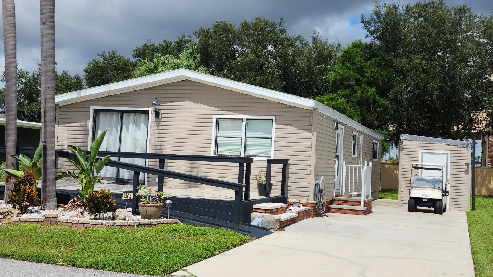 2100 KINGS HIGHWAY #956A