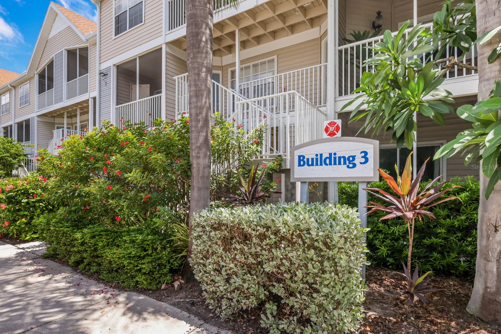 850 TAMIAMI TRAIL #325