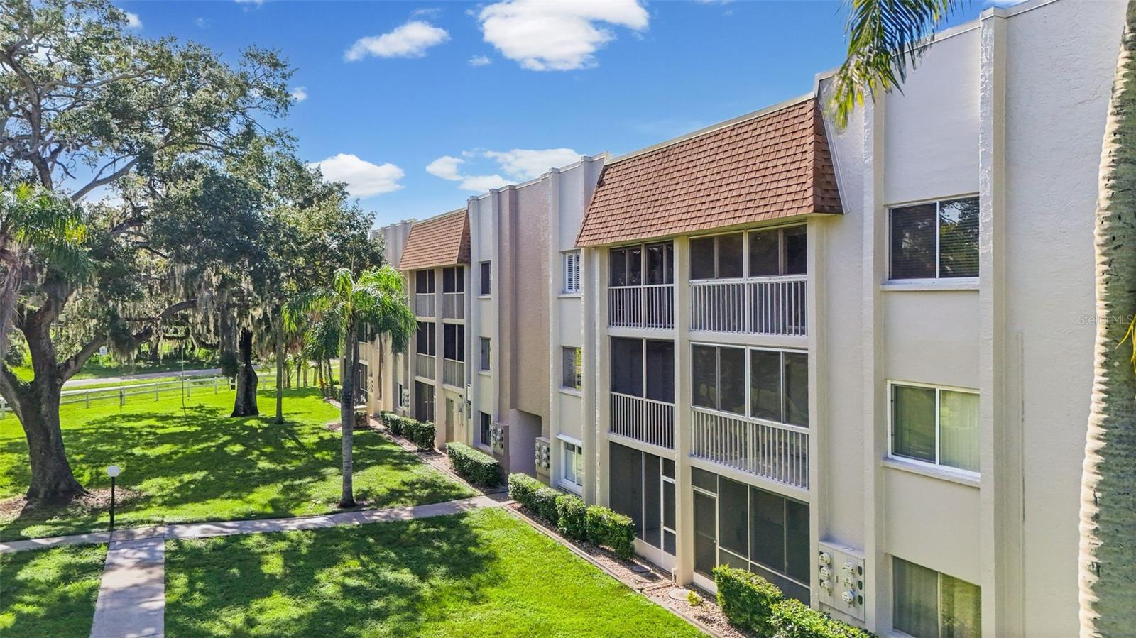 1310 GLEN OAKS DRIVE #383E