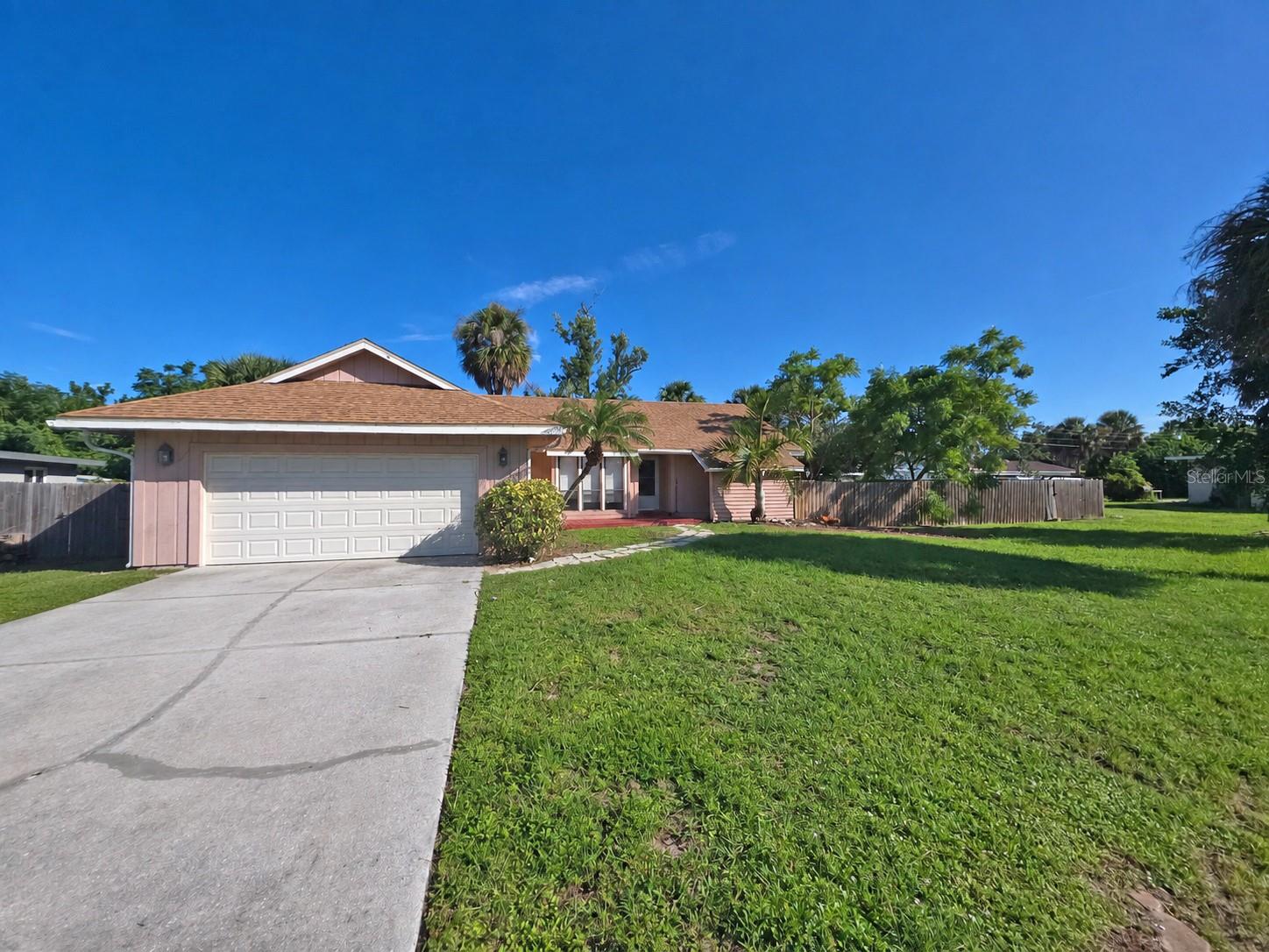 700 SOUTH VENICE BOULEVARD