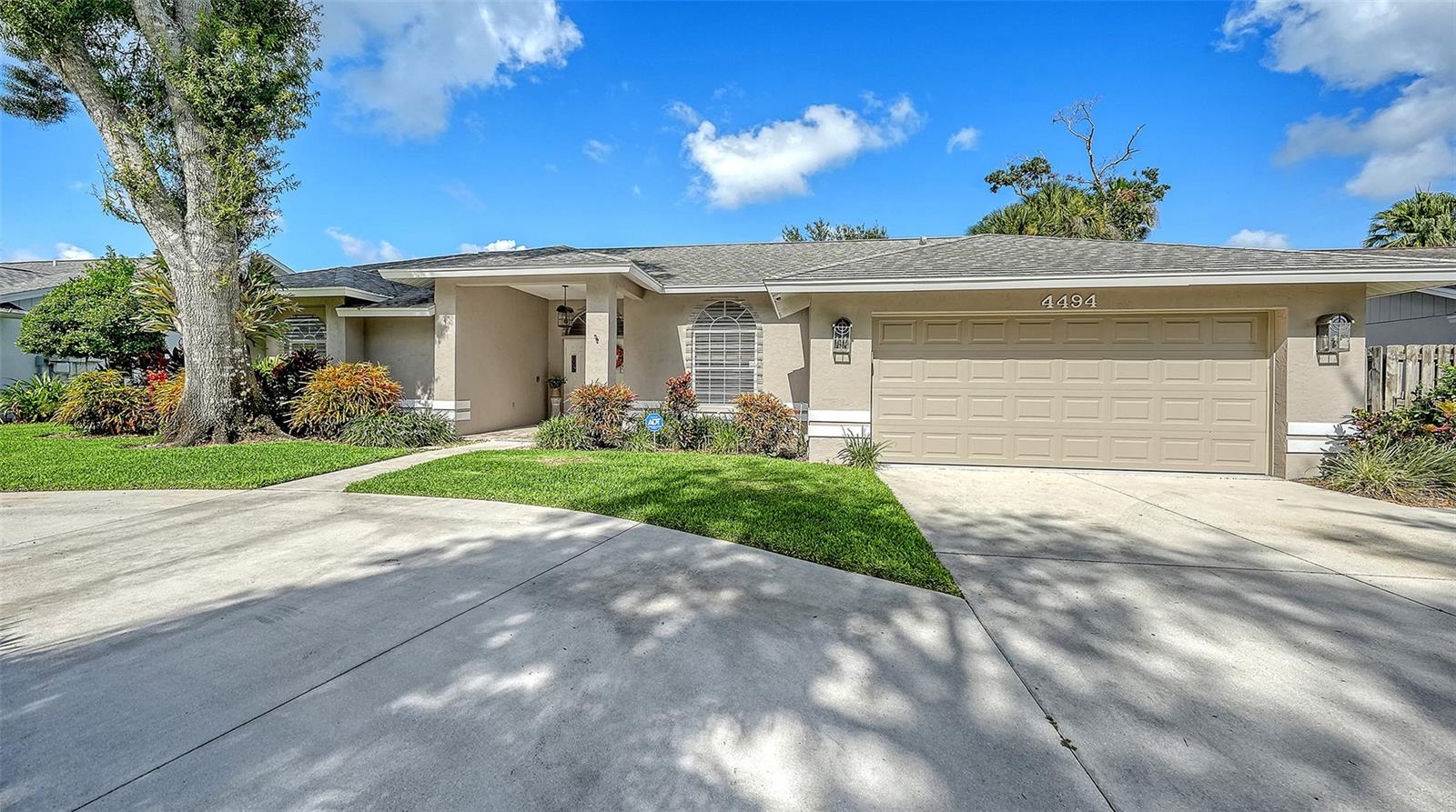 4494 DIAMOND CIRCLE