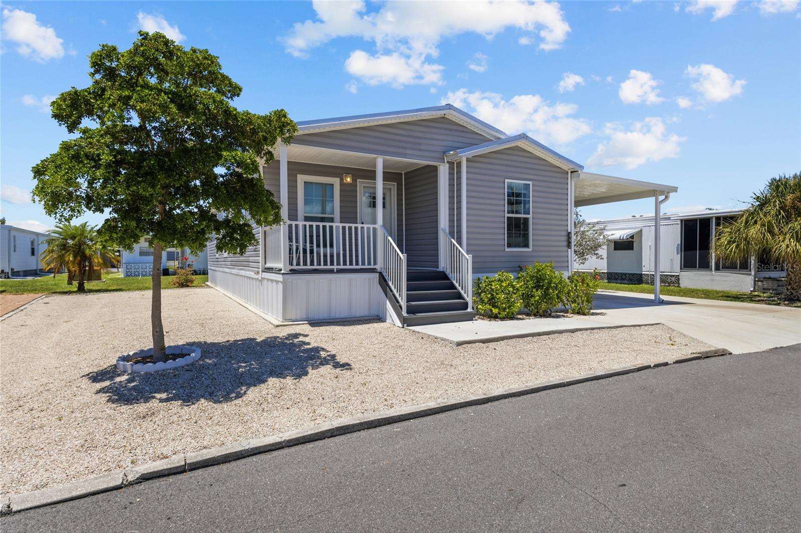892 GRADO DRIVE