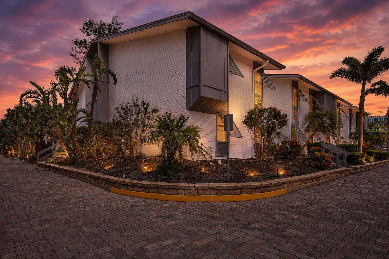1141 PEPPERTREE DRIVE #1141