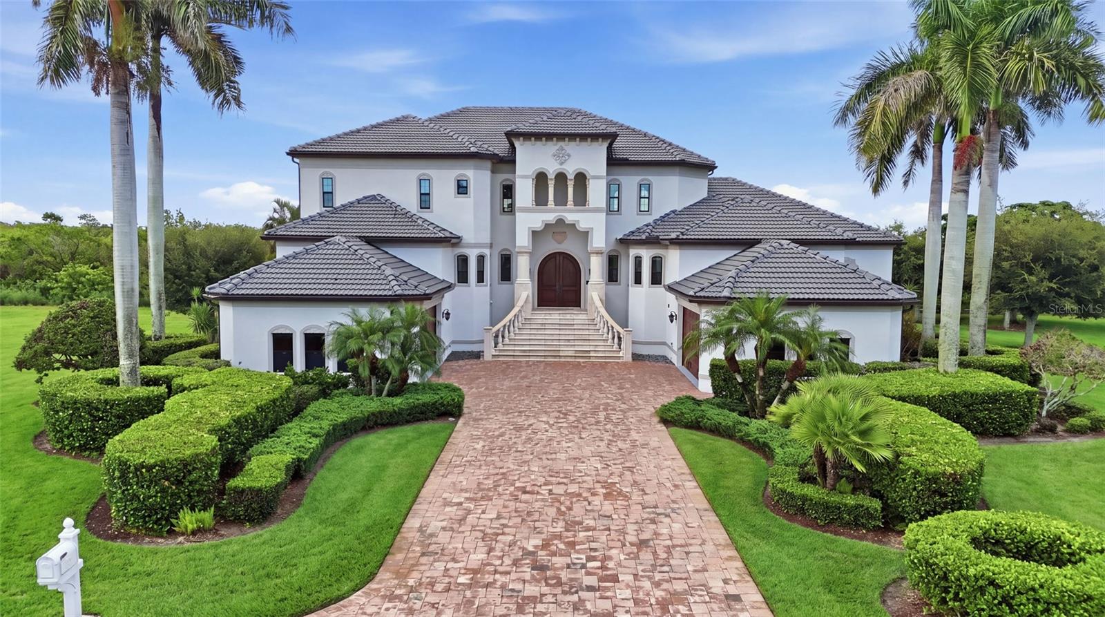 4790 HARBOR POINT COURT