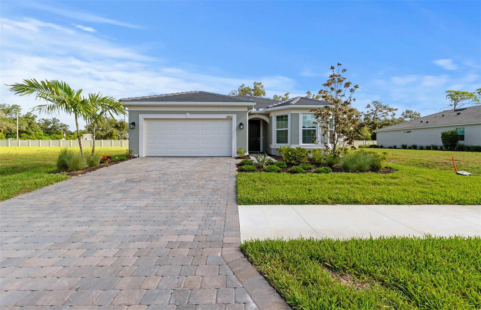 6962 MINNEOLA COURT