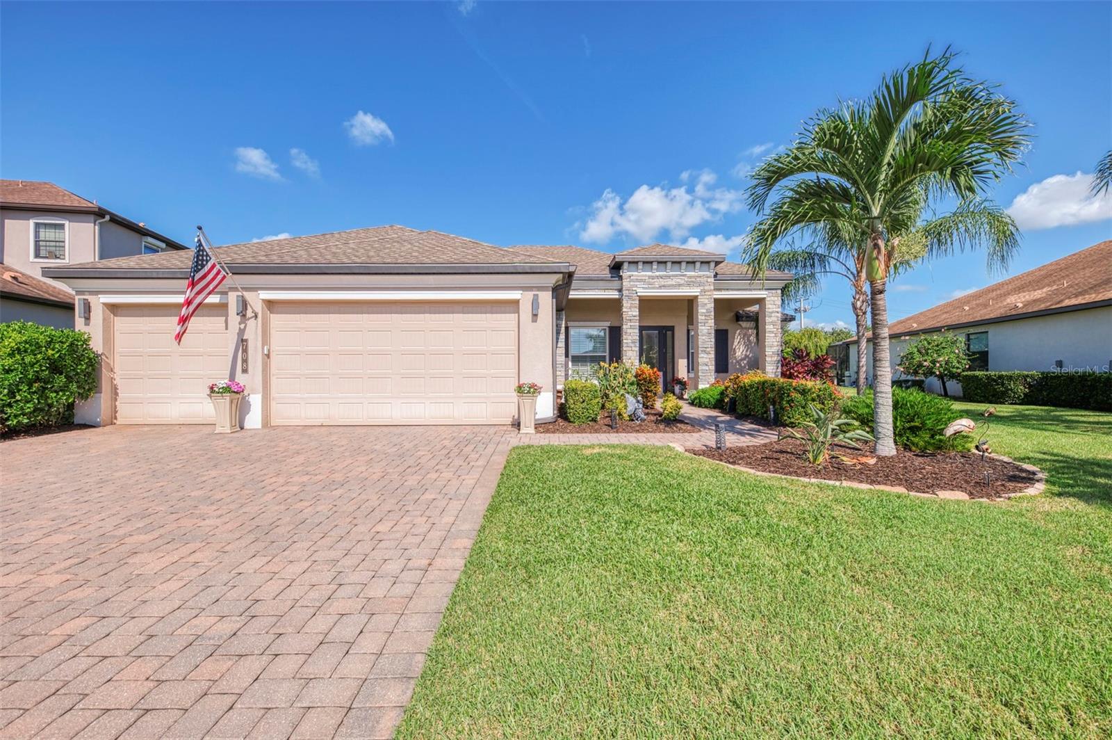 708 ROSEMARY CIRCLE
