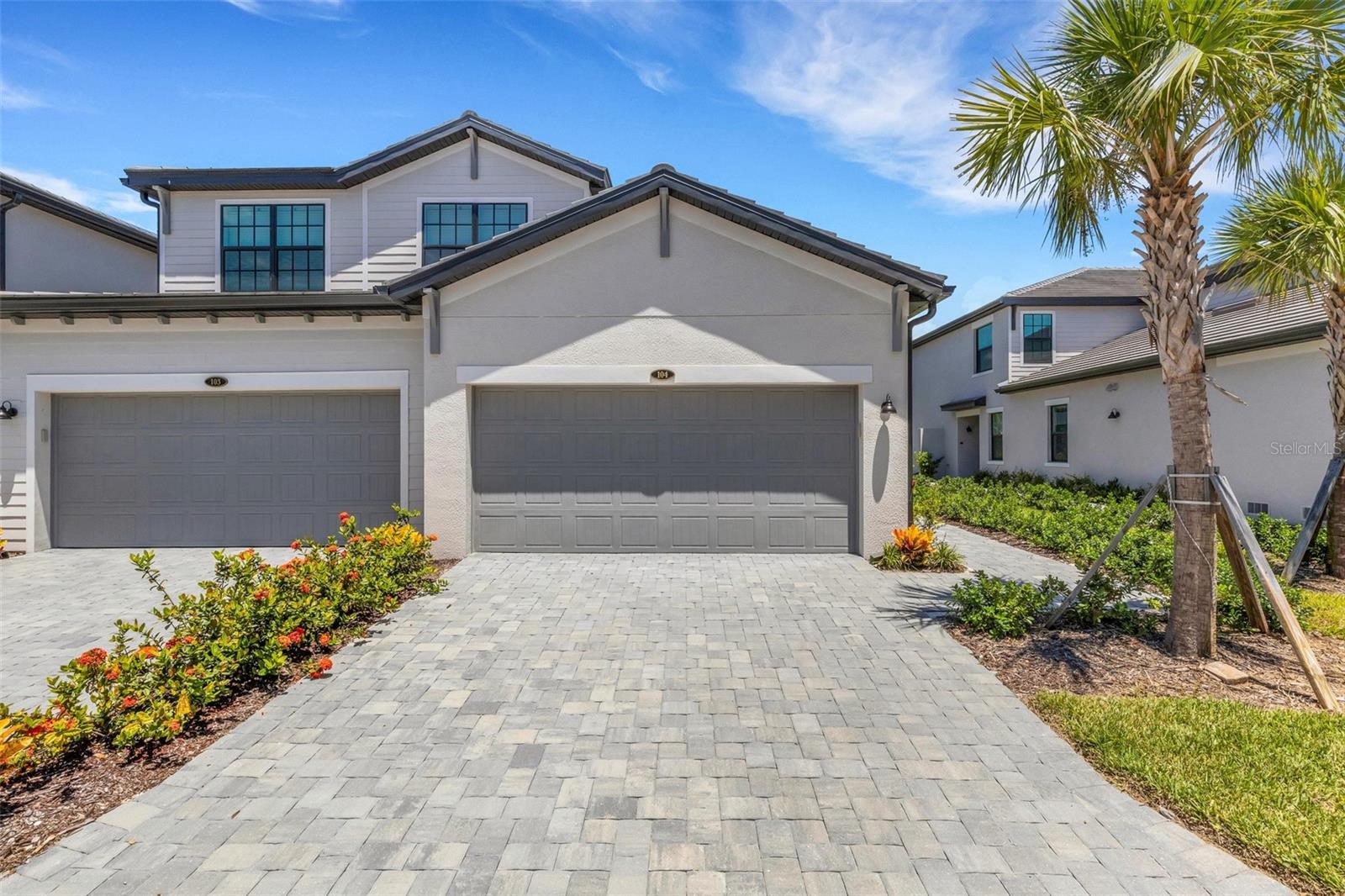 5624 SUMMIT POINTE CIRCLE #104