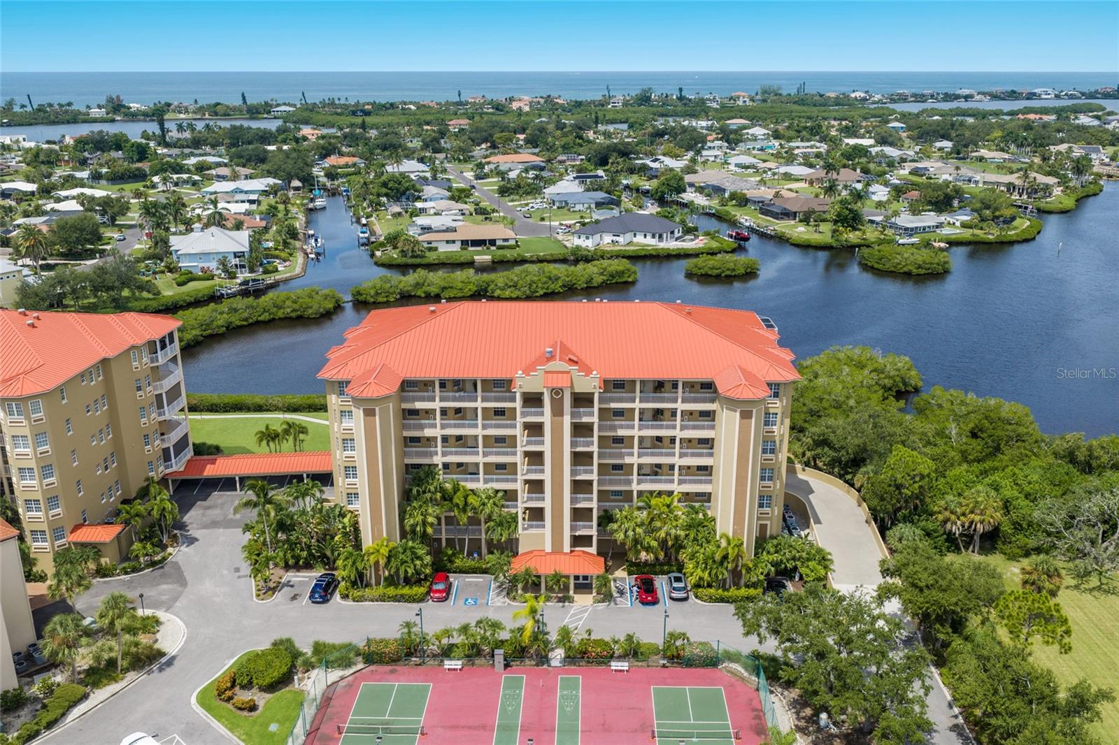 5100 JESSIE HARBOR DRIVE #404