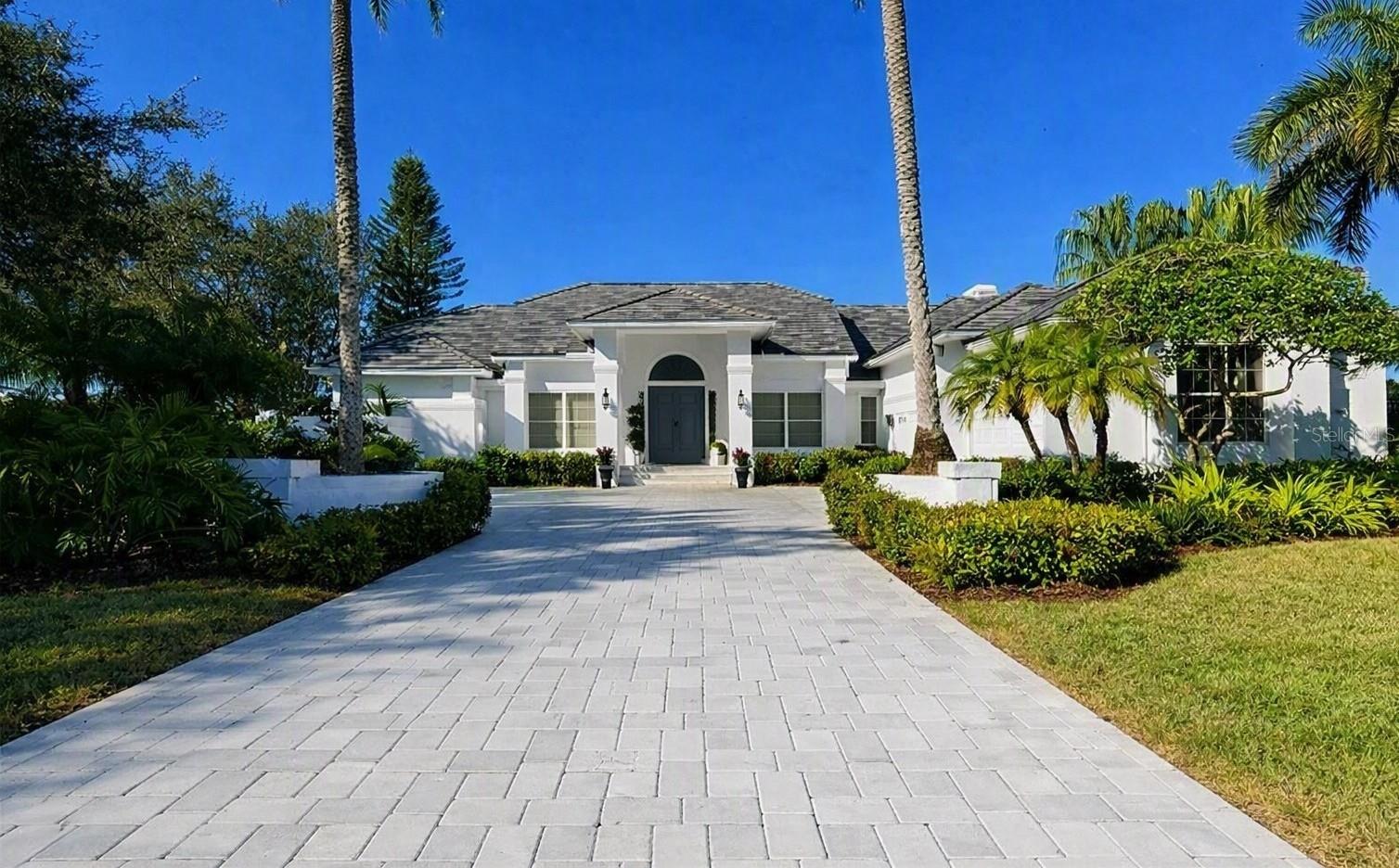 447 MACEWEN DRIVE