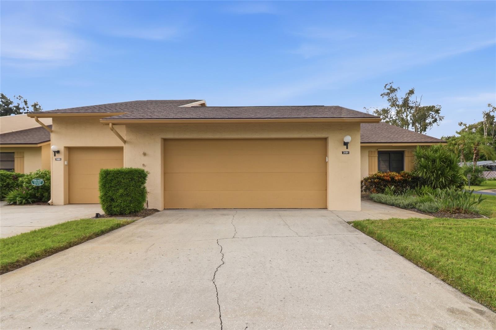 3191 GLEN ELYN BOULEVARD #4
