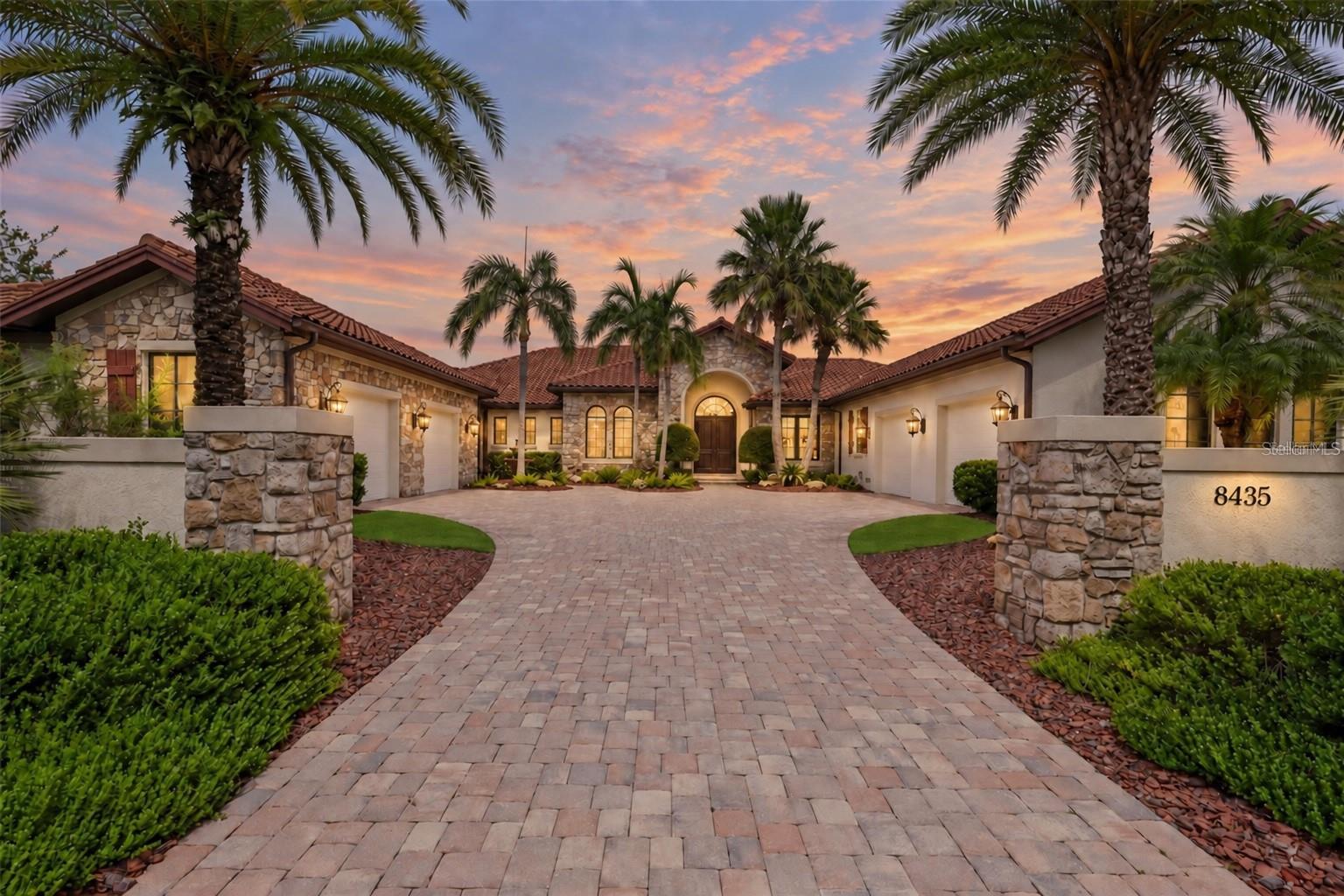8435 LINDRICK LANE